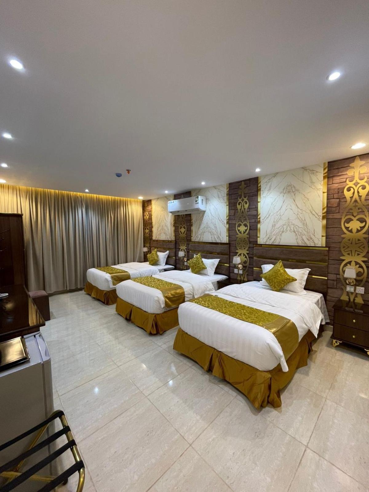 Basic Triple Room photo 1
