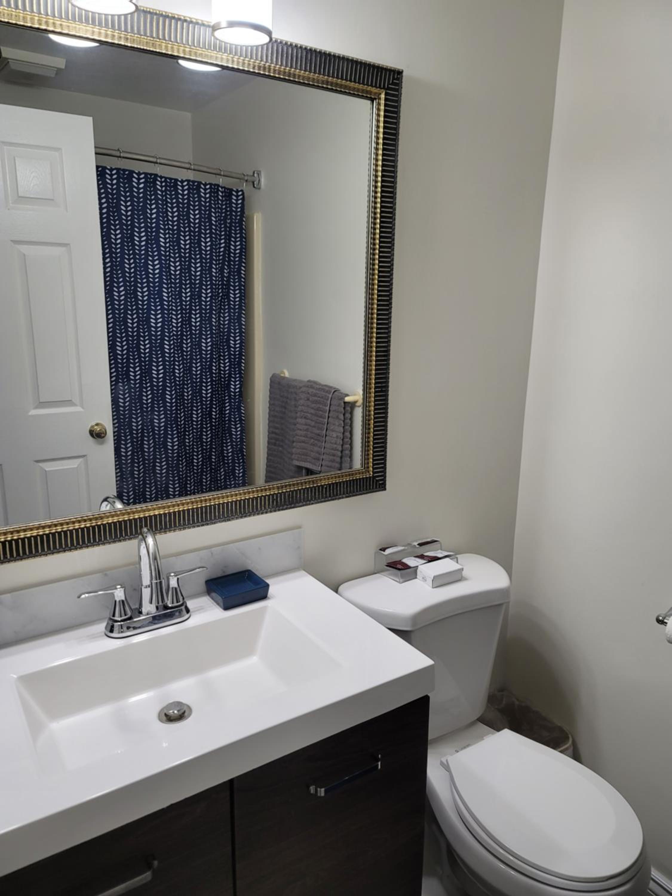 Deluxe Double Room (1 adult + 2 children) - Photo 2
