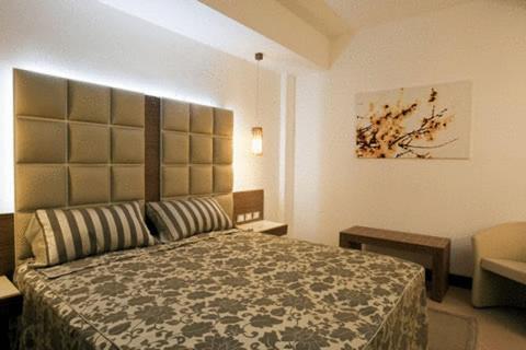 Double or Twin Room - Photo 3