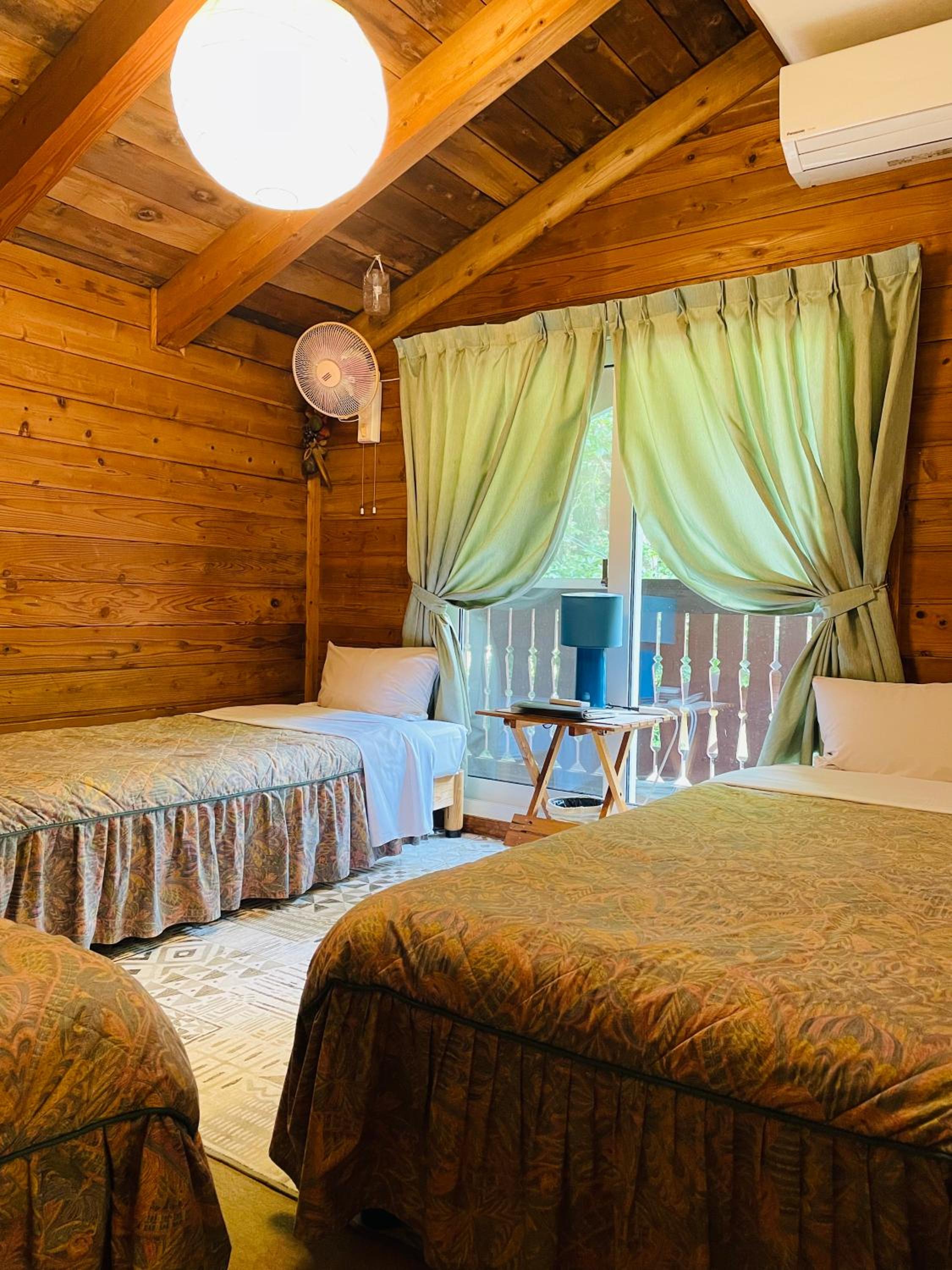 Twin Room - Photo 1