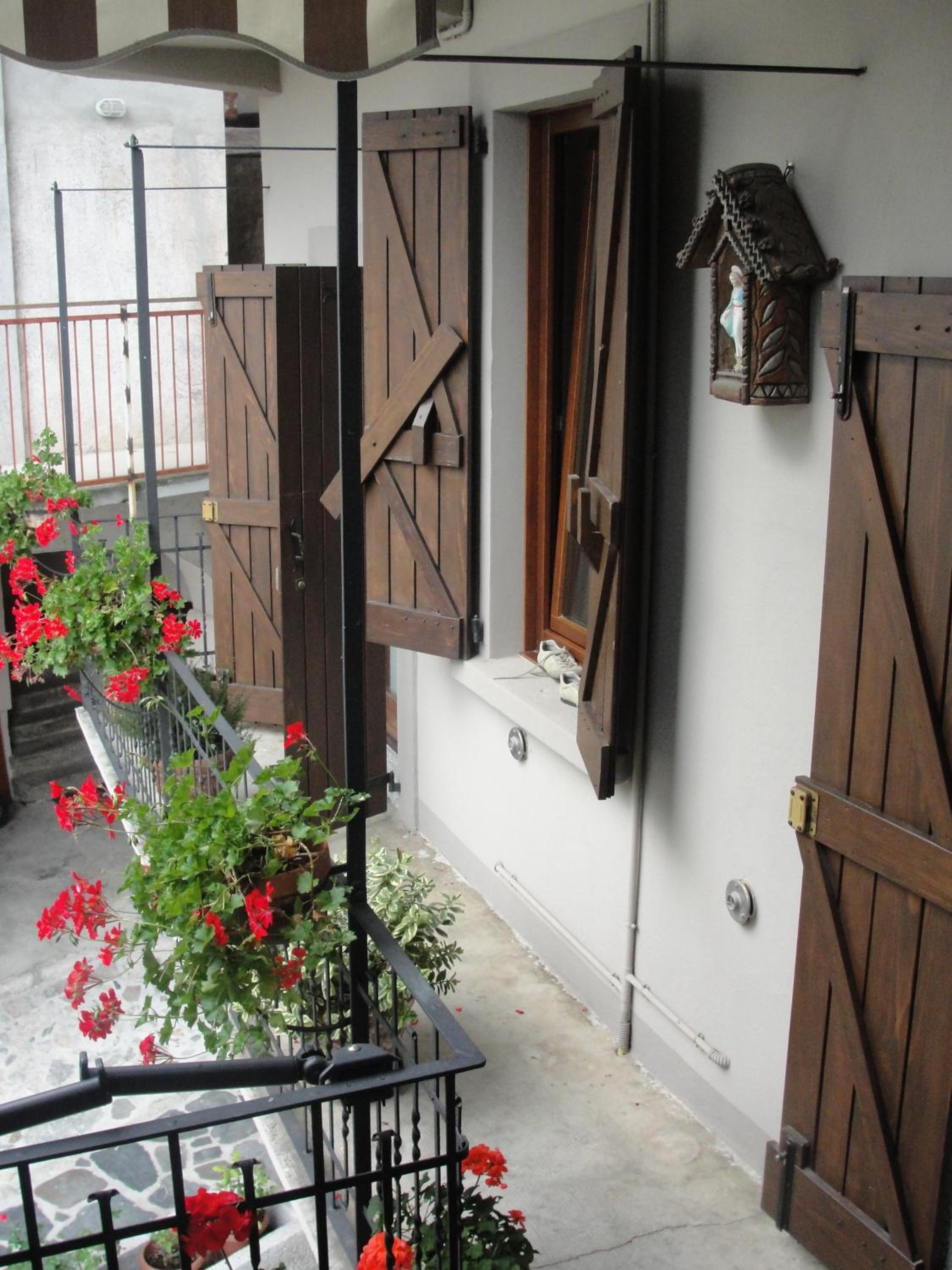 One-Bedroom Apartment - Photo 20