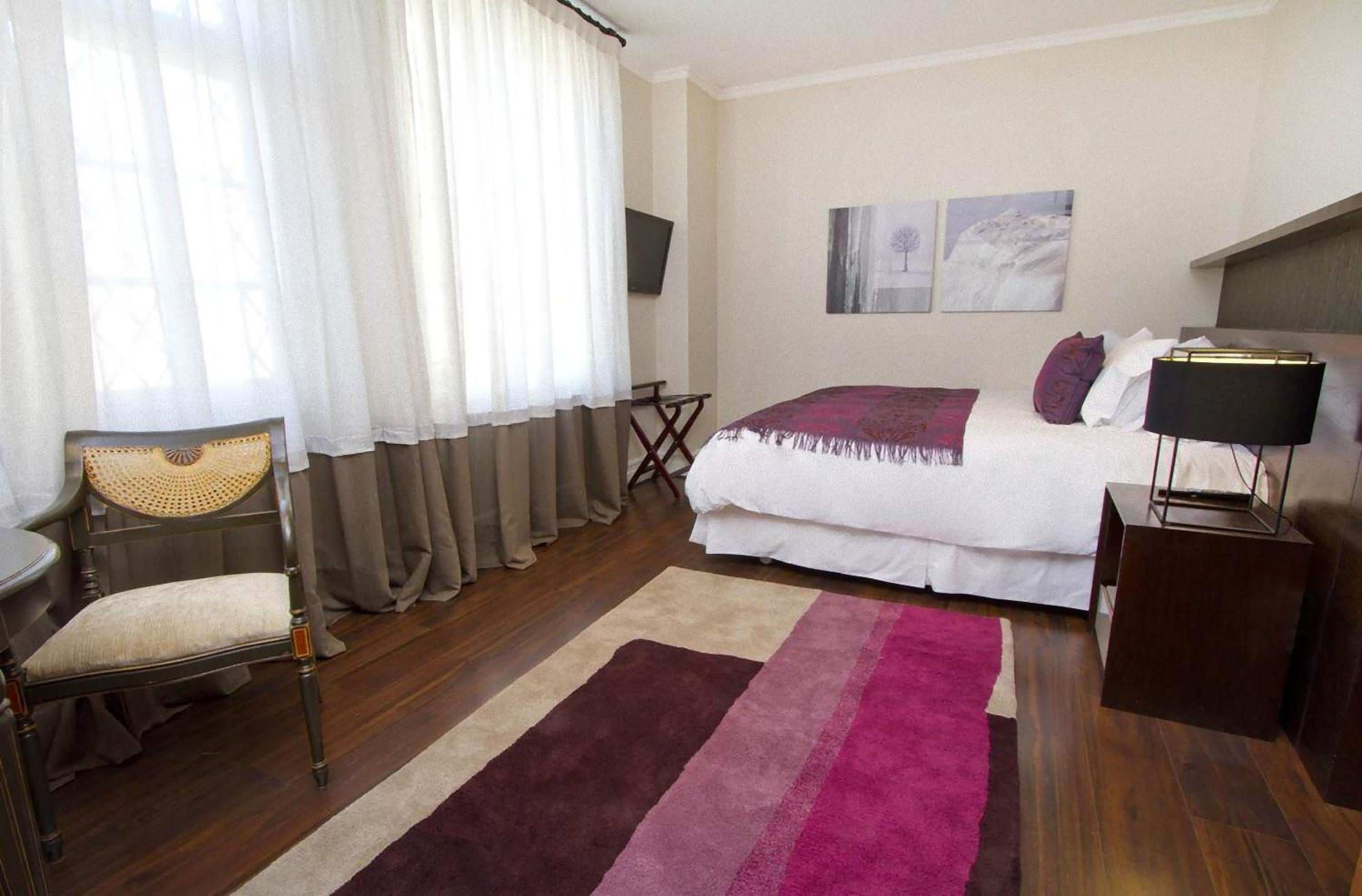 Deluxe Double or Twin Room - Photo 3