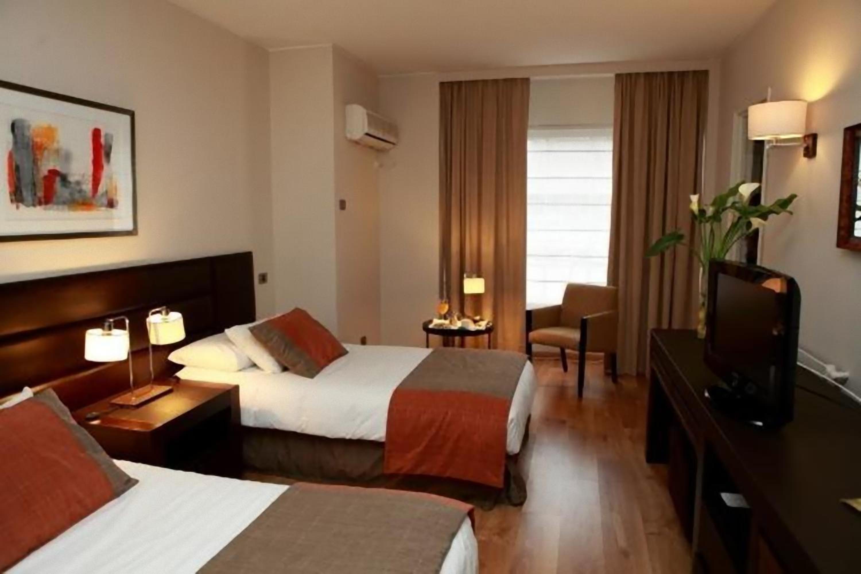 Superior Twin Room photo 3
