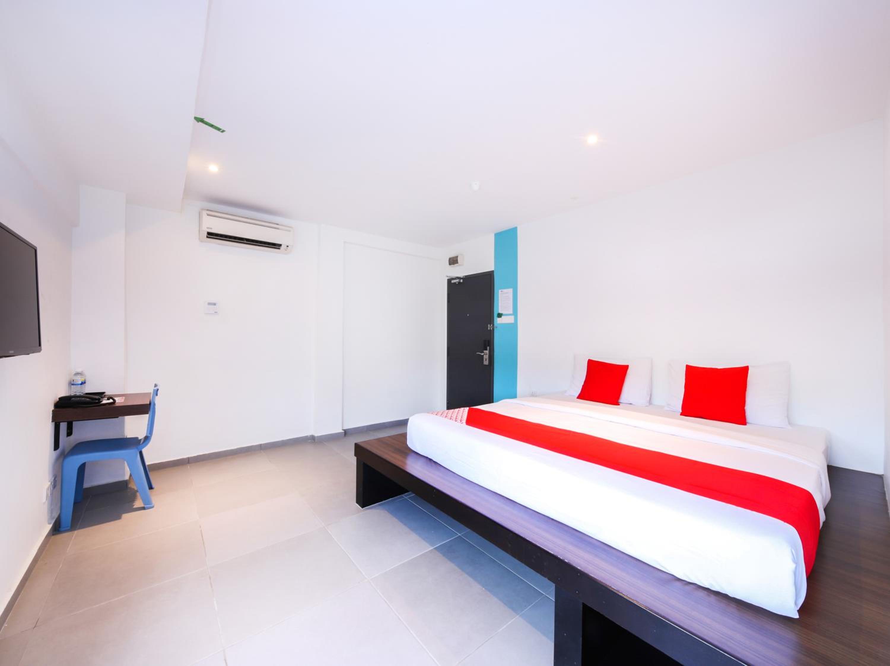 Deluxe Double Room photo 2
