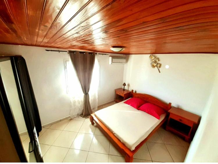Two-Bedroom House photo 2