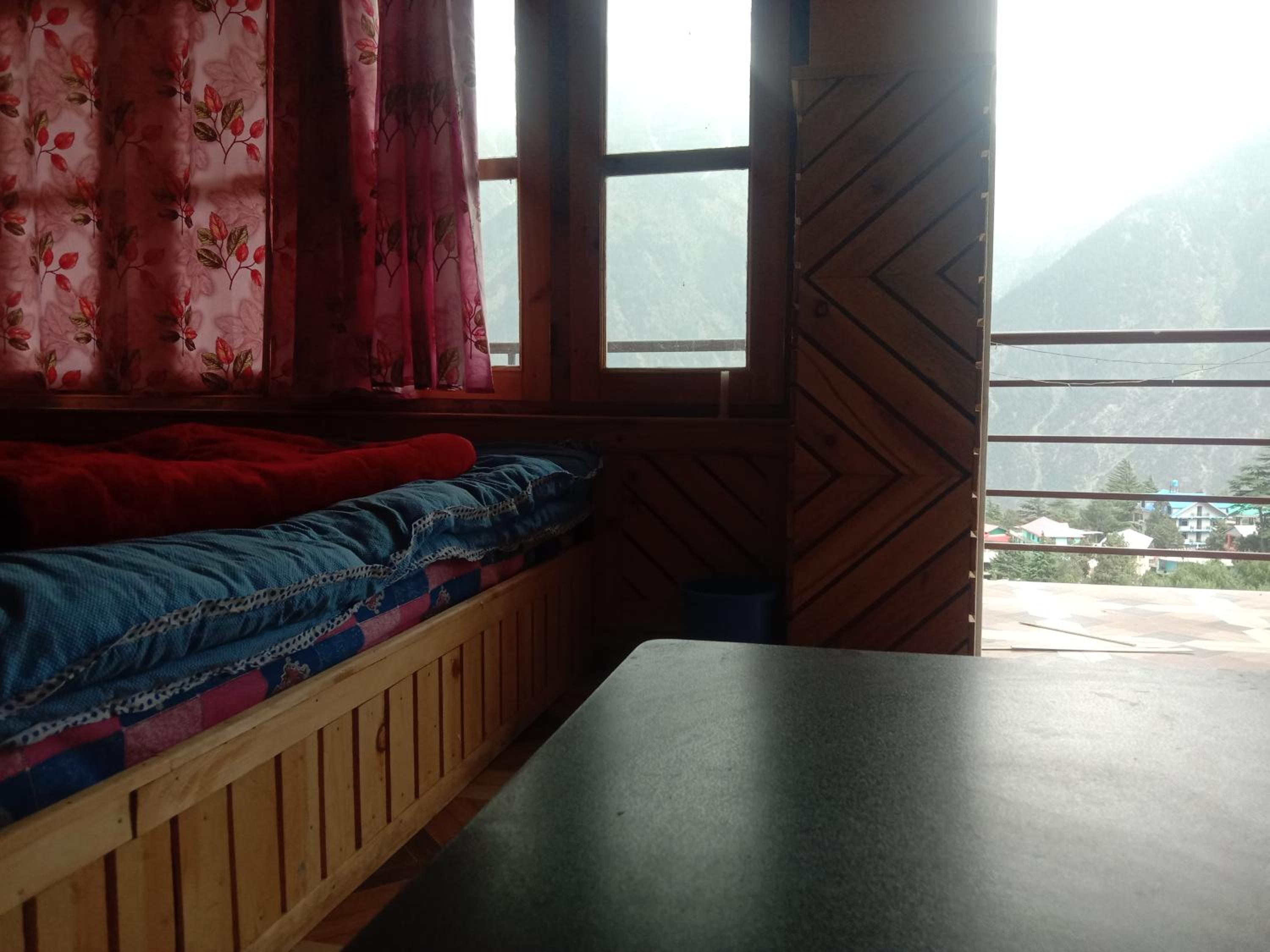 Budget Double or Twin Room photo 3