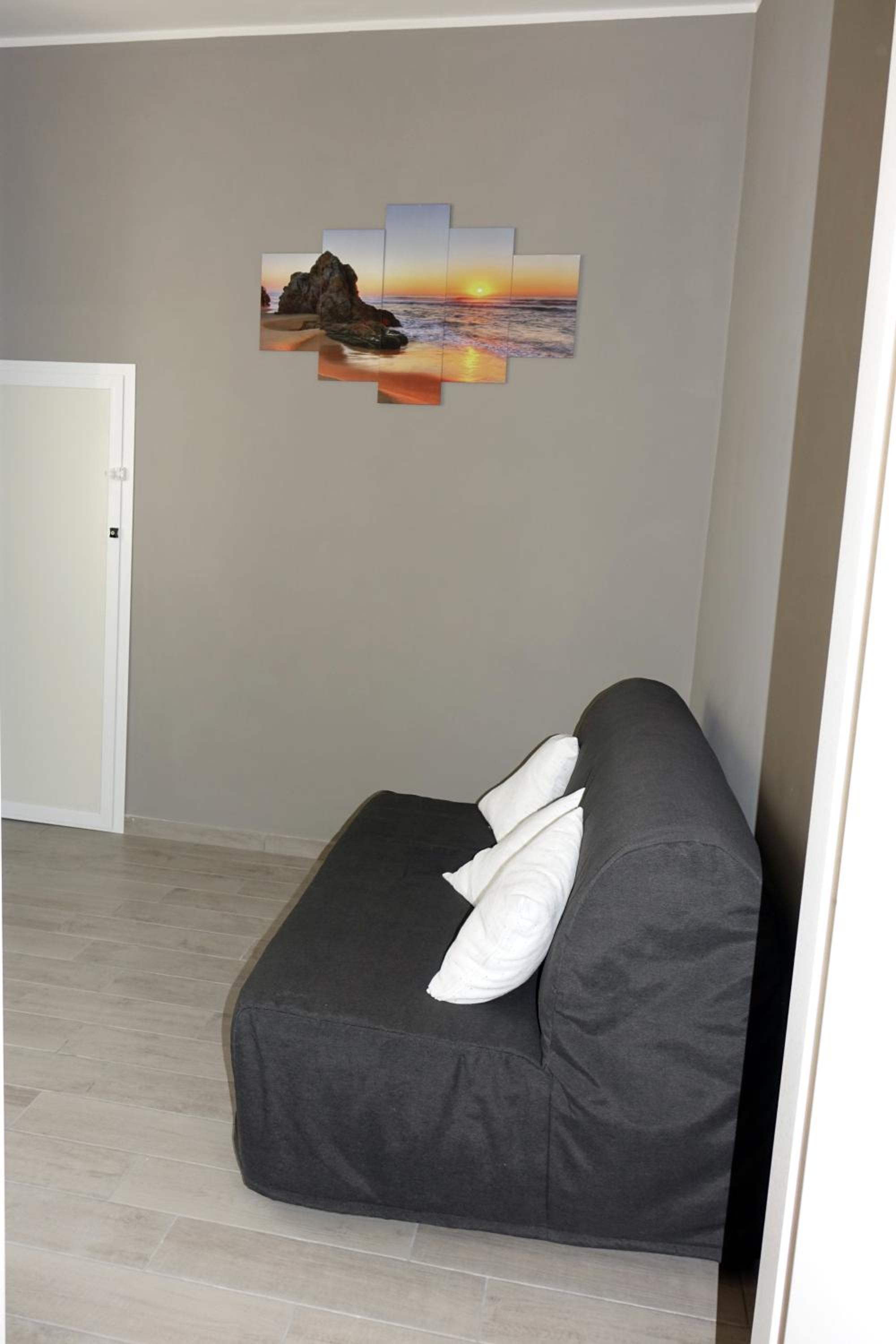 Two-Bedroom Apartment photo 2