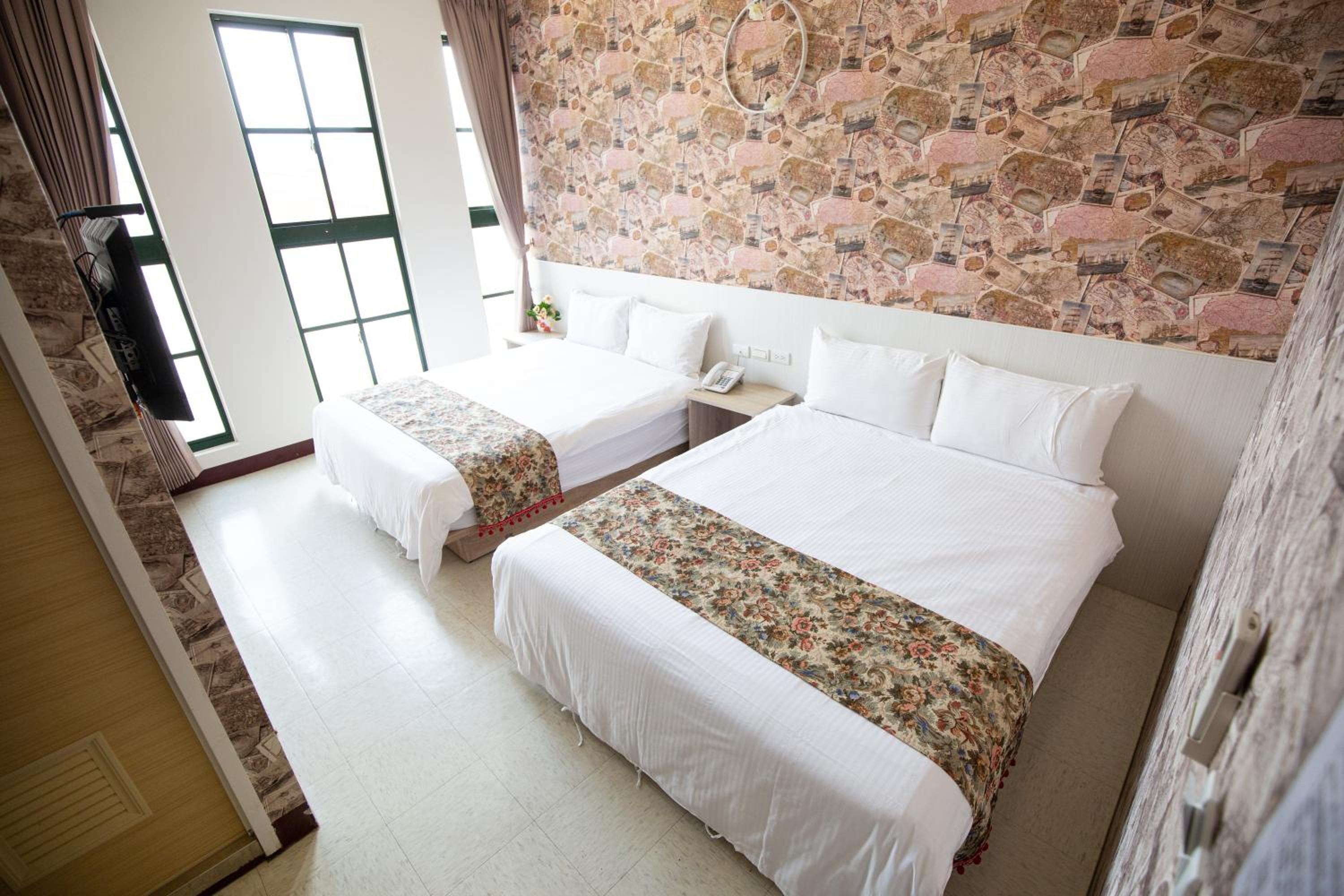Standard Quadruple Room - Photo 1