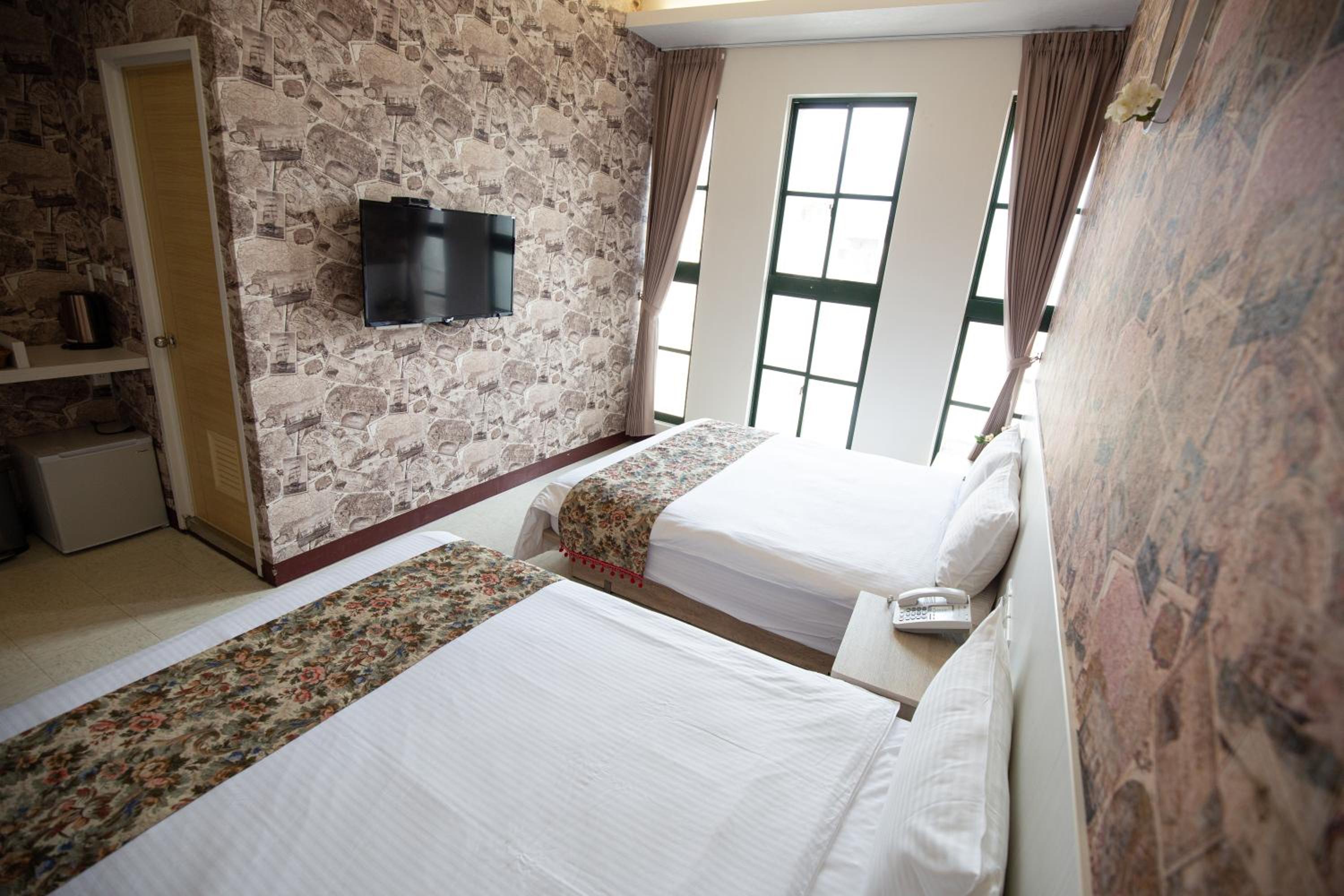 Standard Quadruple Room - Photo 2