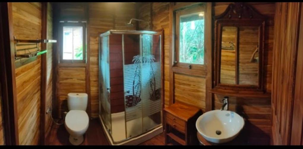 Double Room with Pool View - Photo 6
