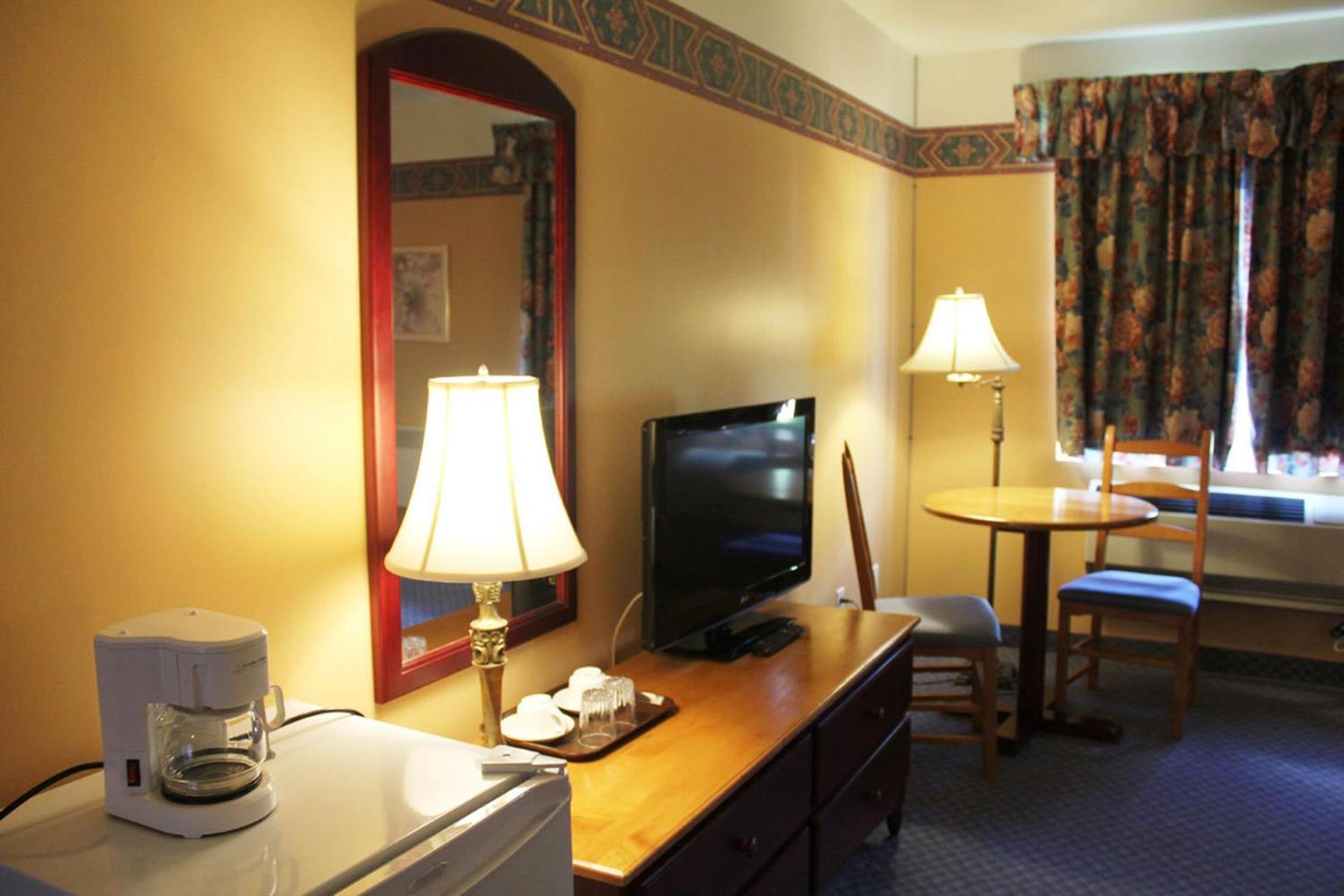 Queen Suite