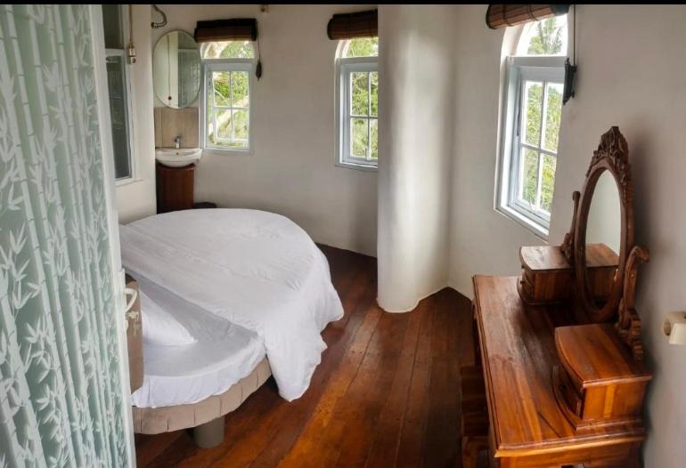 One-Bedroom Suite - Photo 1