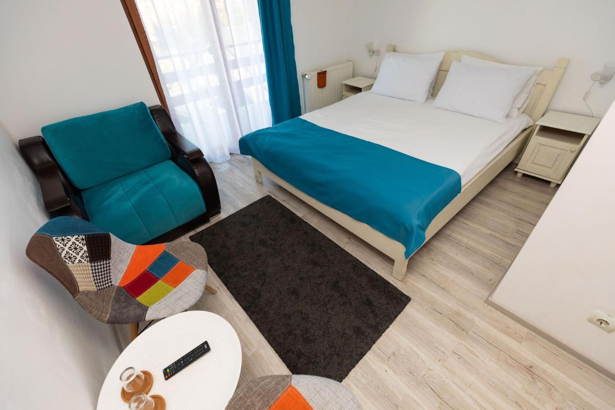 Double Room with Private Bathroom photo 1