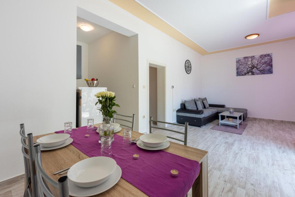 Apartment - Ground Floor photo 3