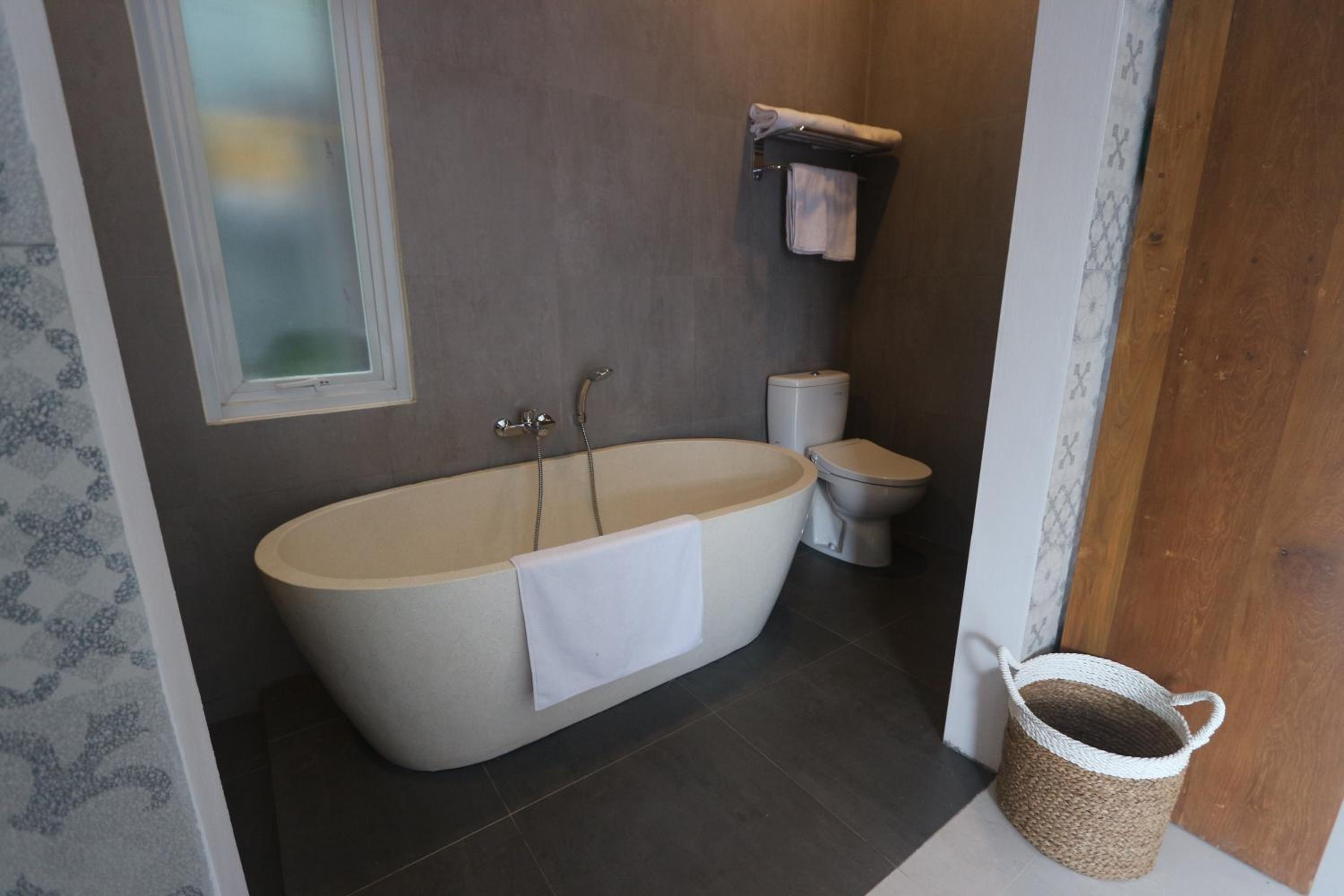 Villa with Private Pool - Photo 20