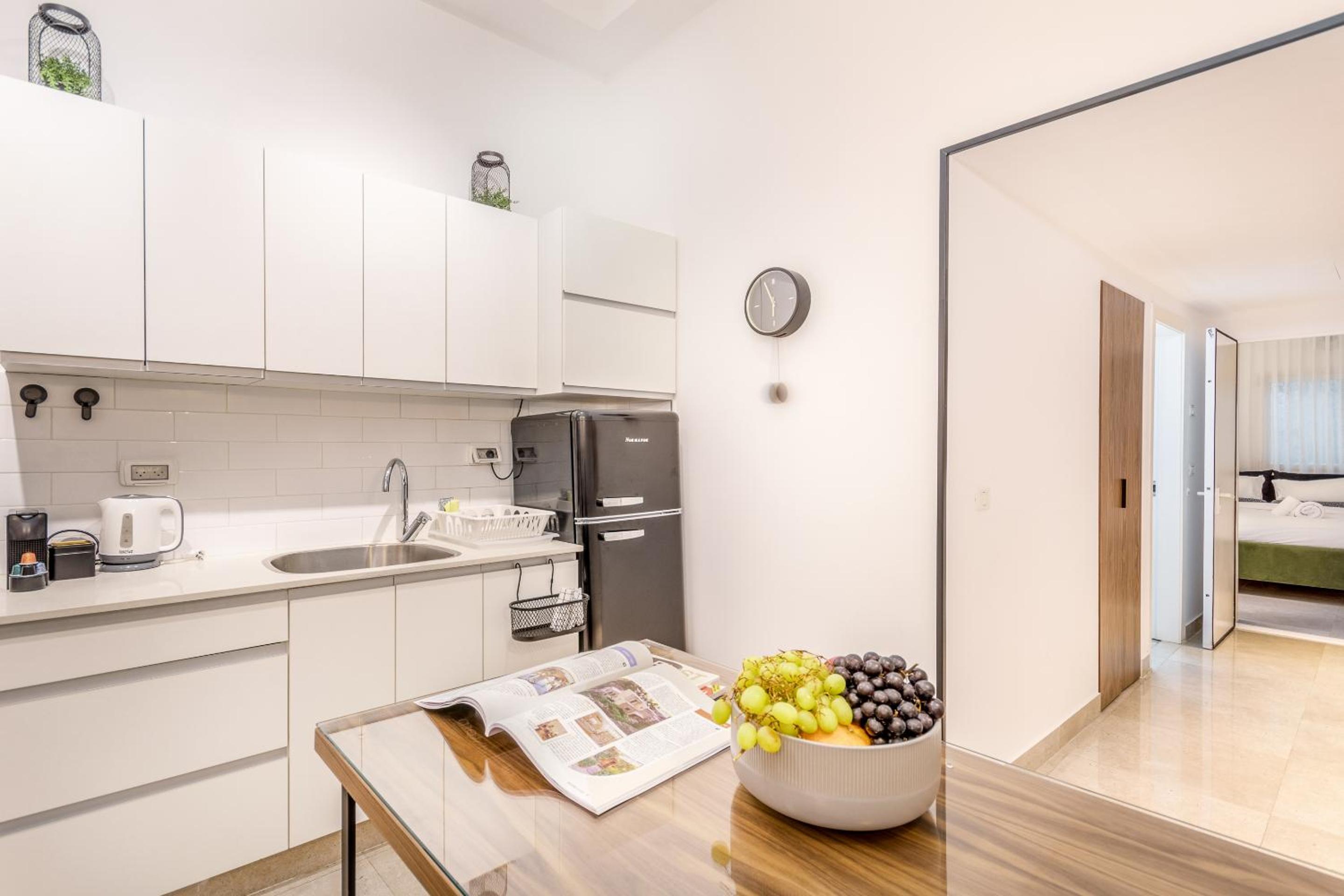 Apartment - Ground Floor photo 2