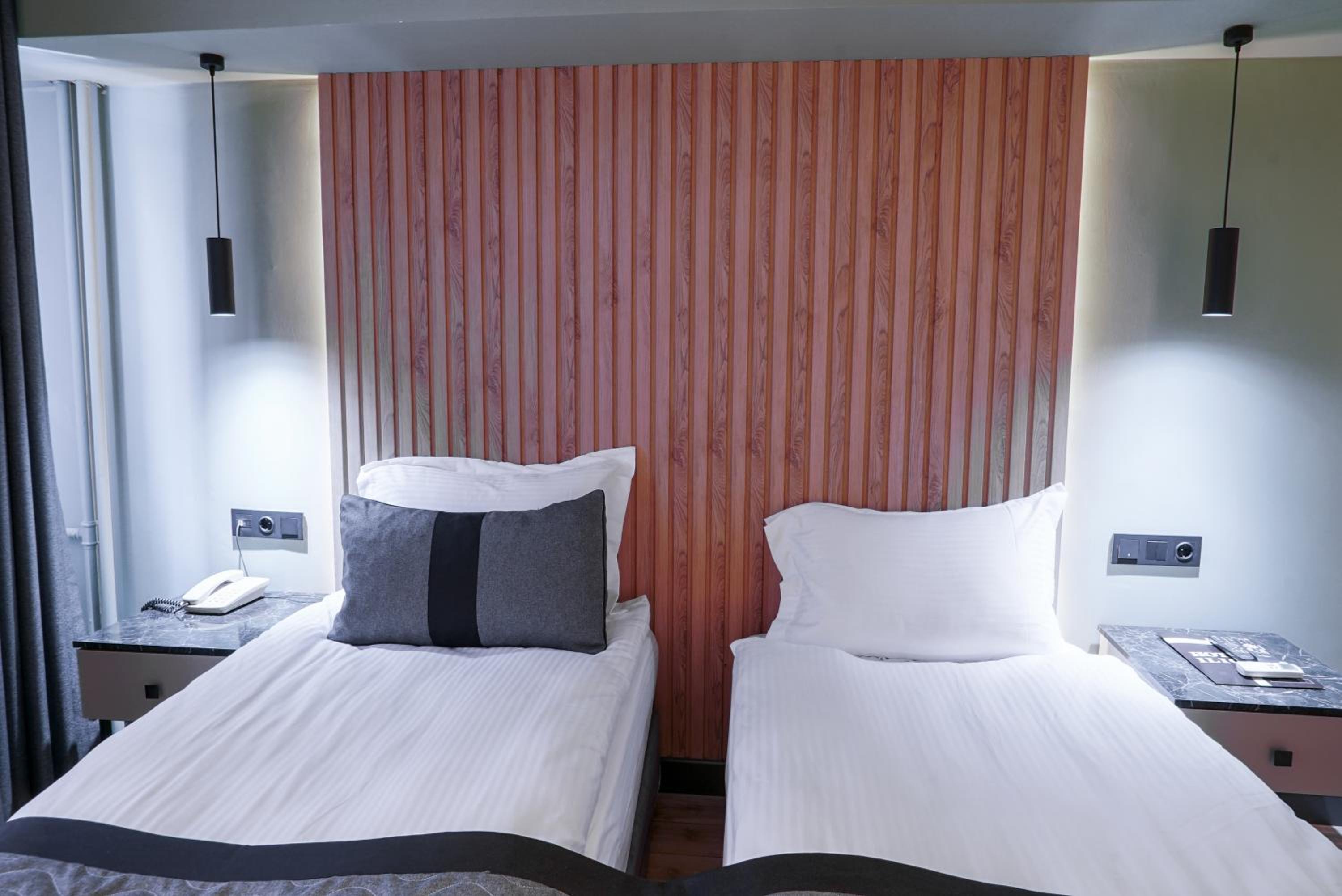 Standard Double Room - Photo 3