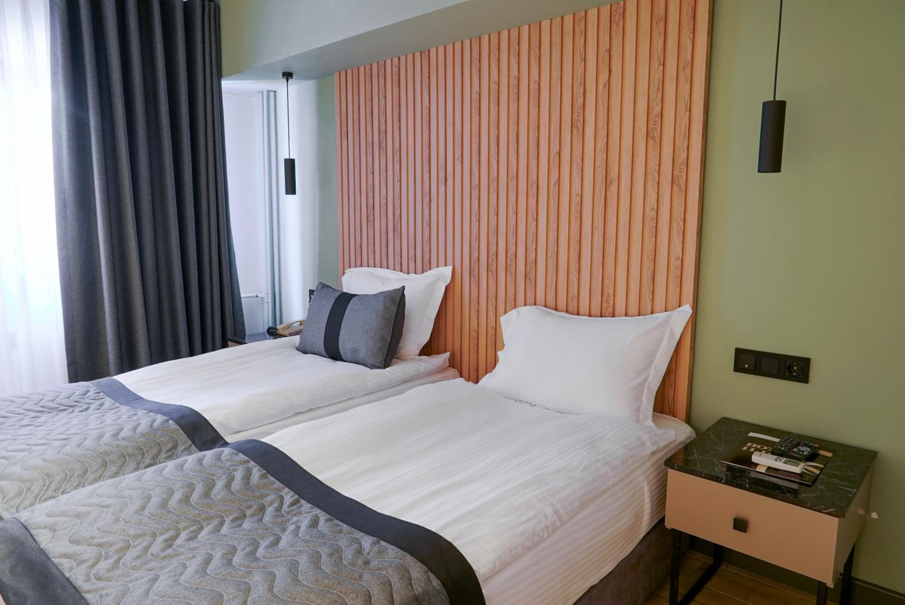 Standard Double Room - Photo 4