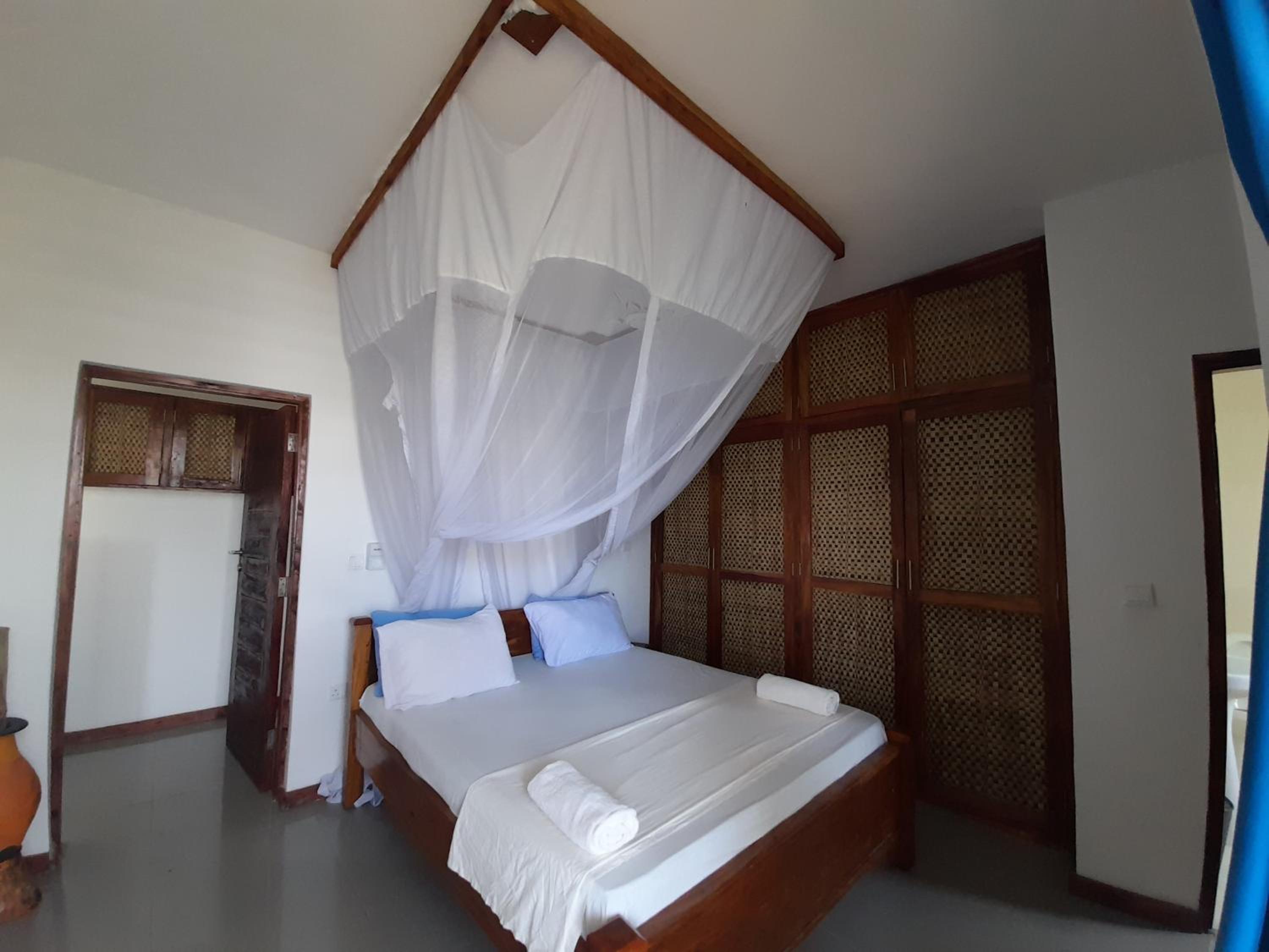 Two-Bedroom Apartment Upper Floor