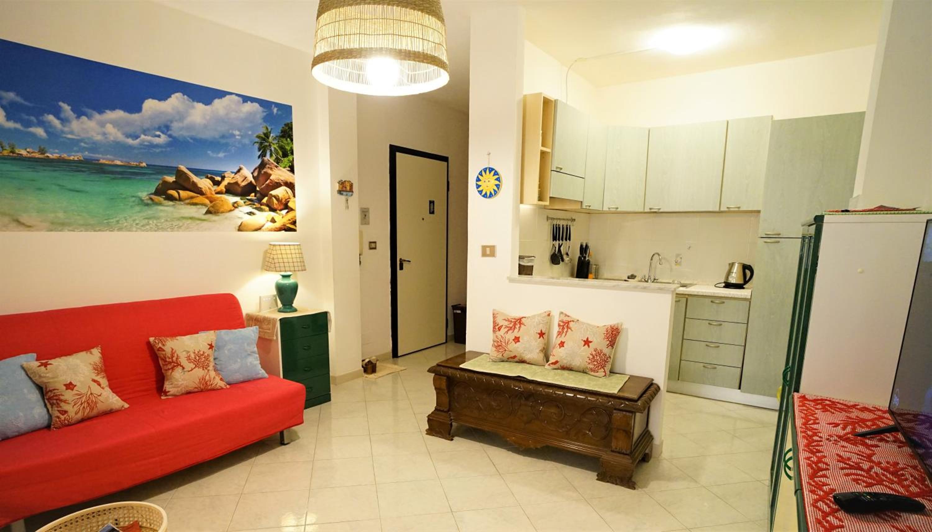 One-Bedroom Apartment