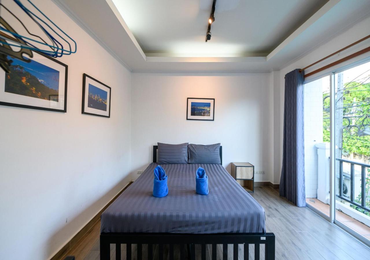 Villa photo 1
