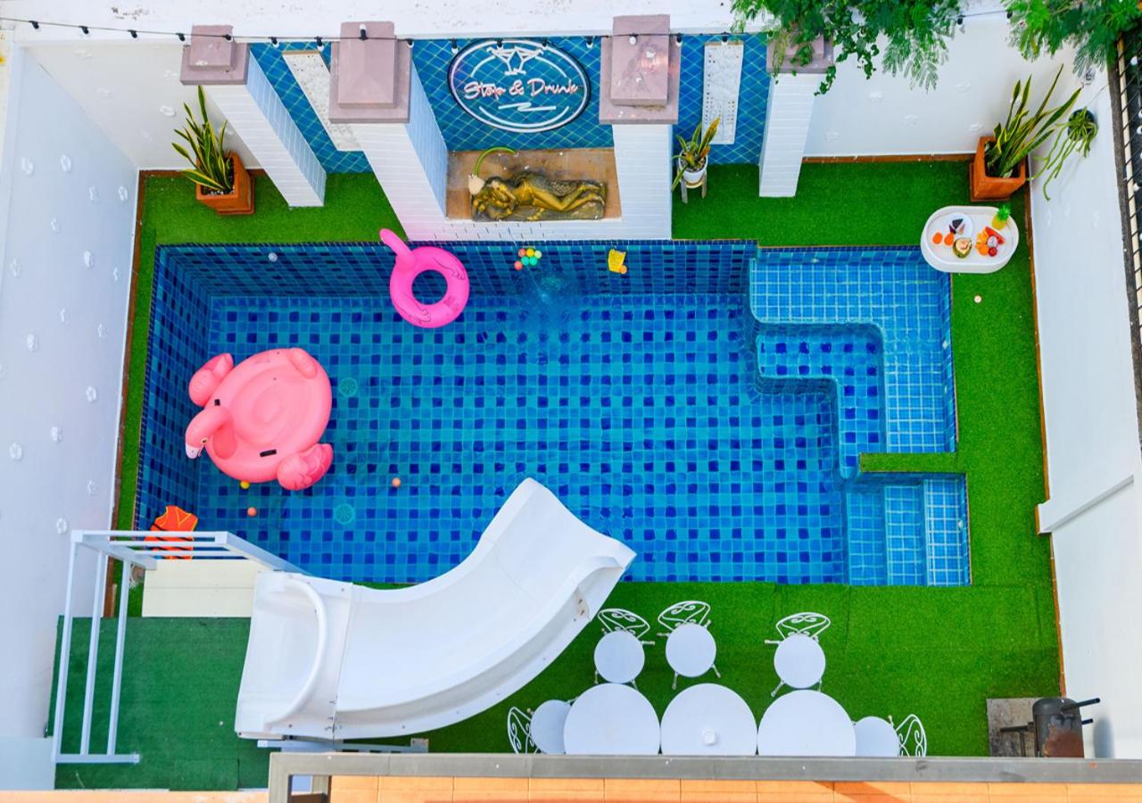 Villa photo 3