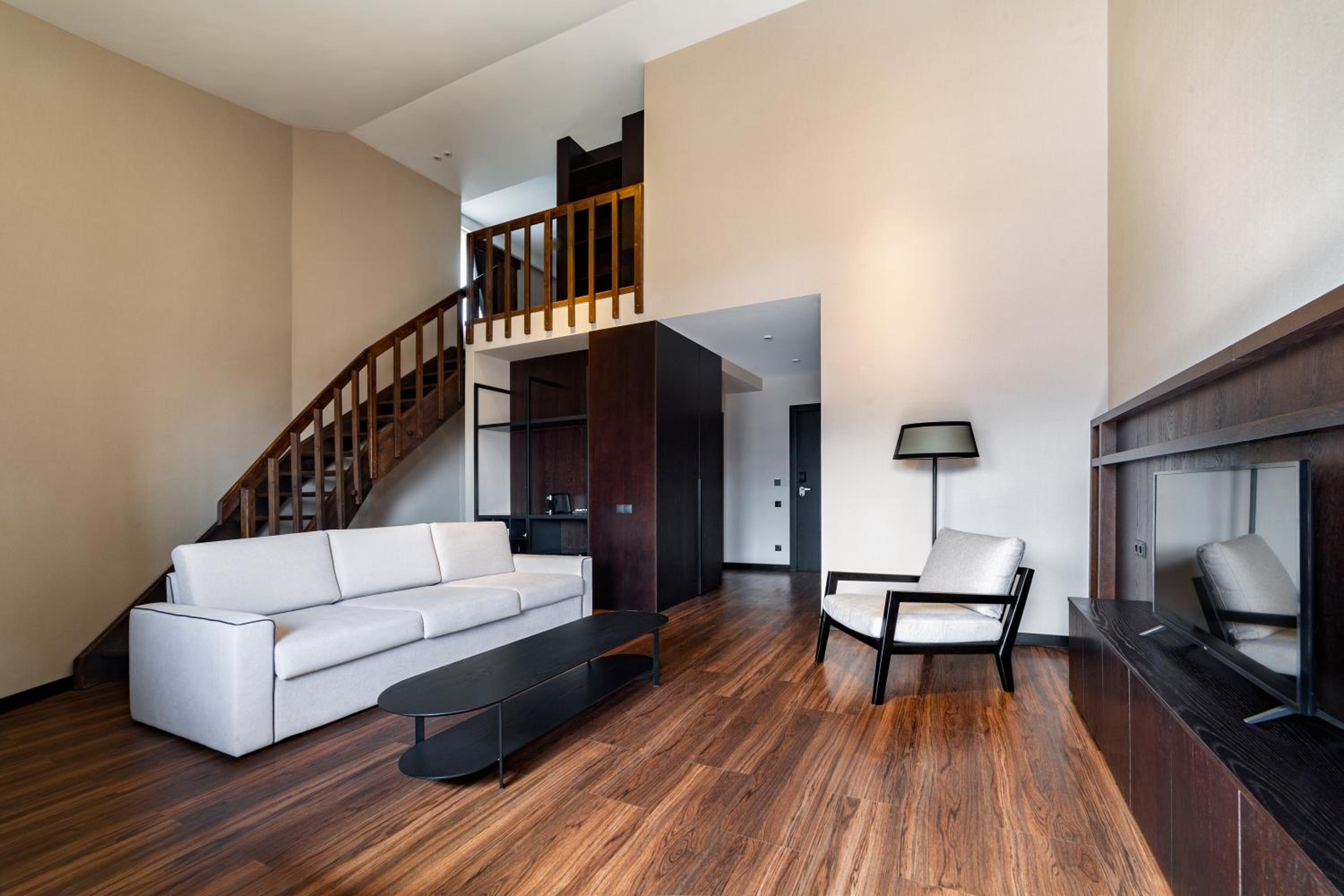 Executive Suite photo 1