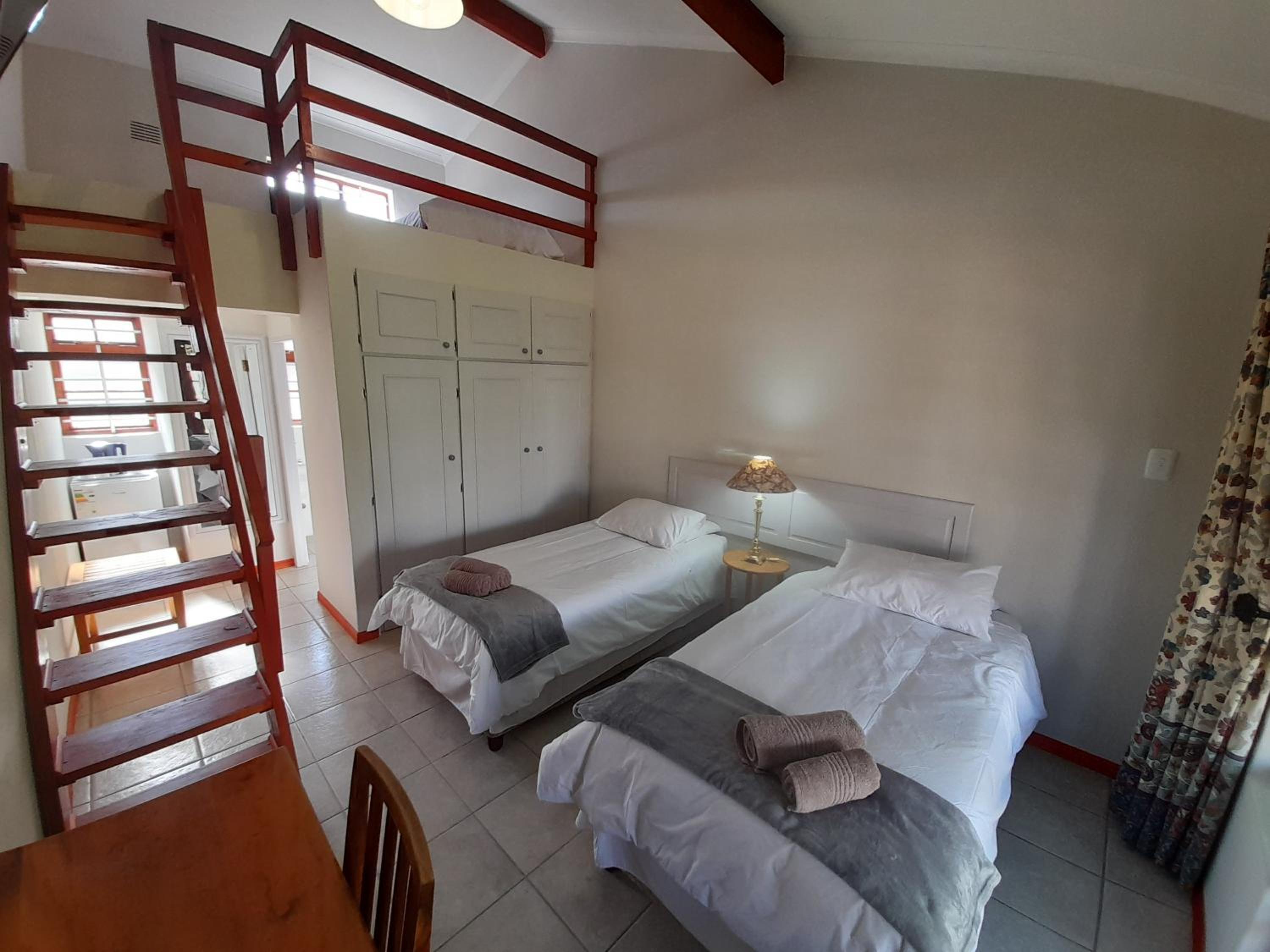 Twin Room - Photo 1
