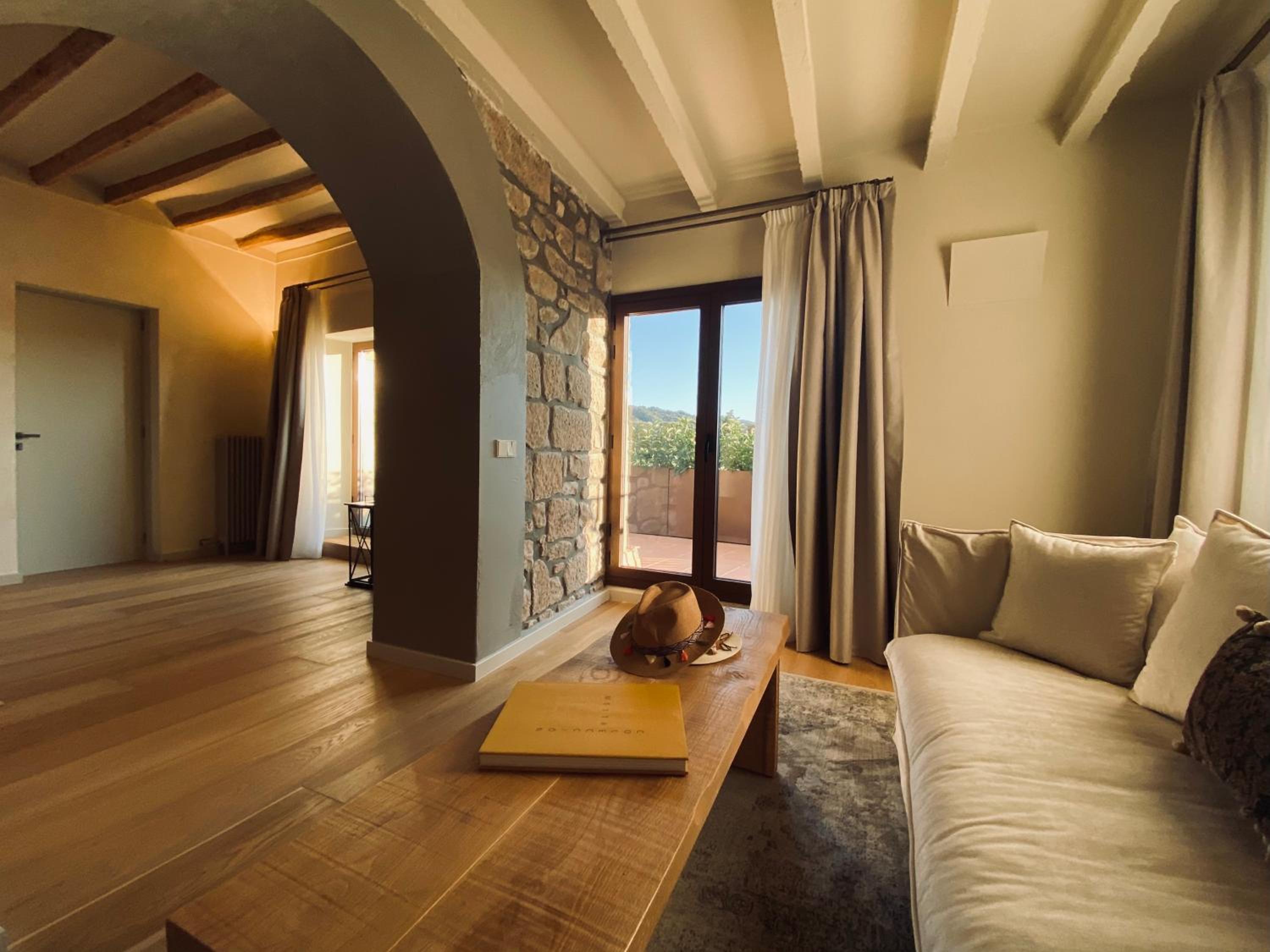 Suite with Terrace - Photo 1