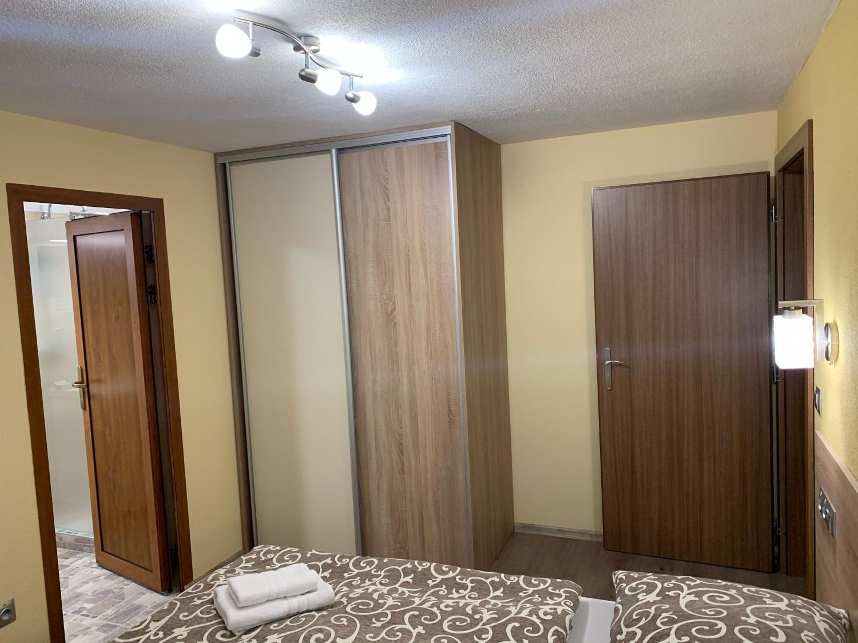 Apartment - Ground Floor photo 2