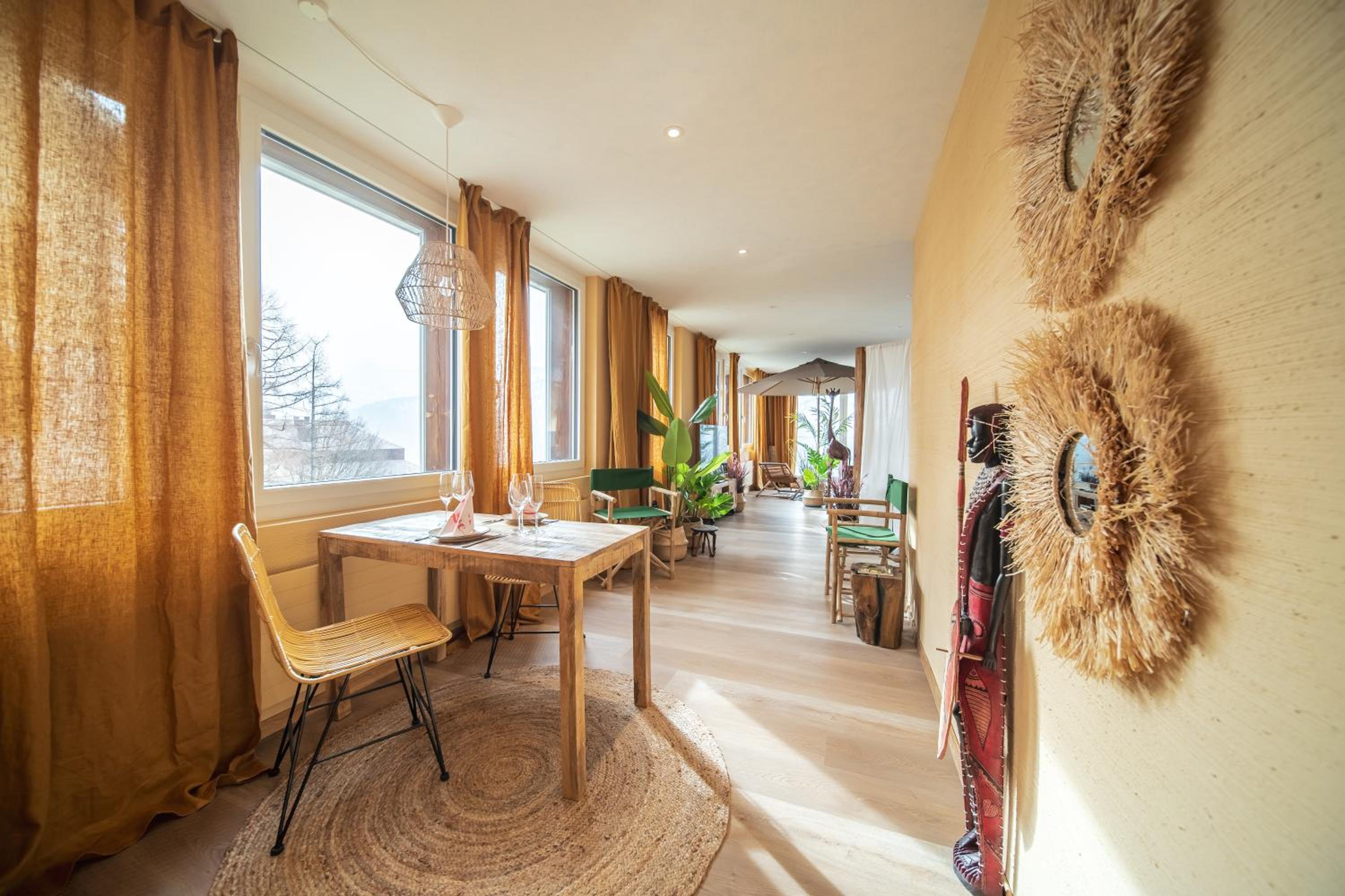 King Suite with Spa Bath - Massai Lodge