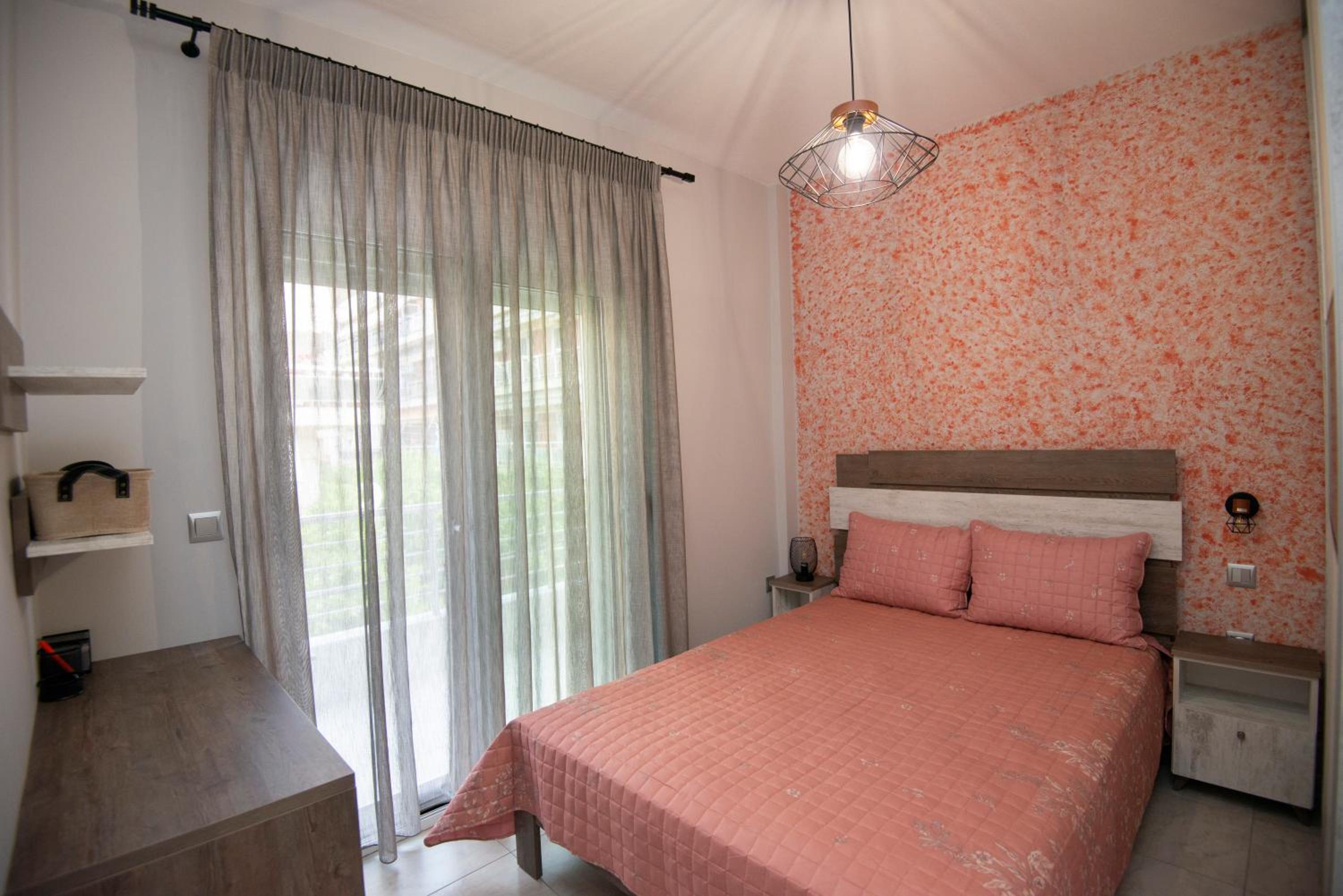 One-Bedroom Apartment - Photo 11