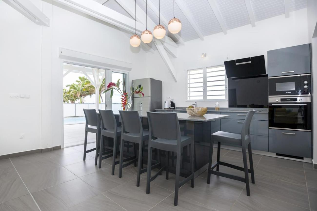 Three-Bedroom Villa photo 3