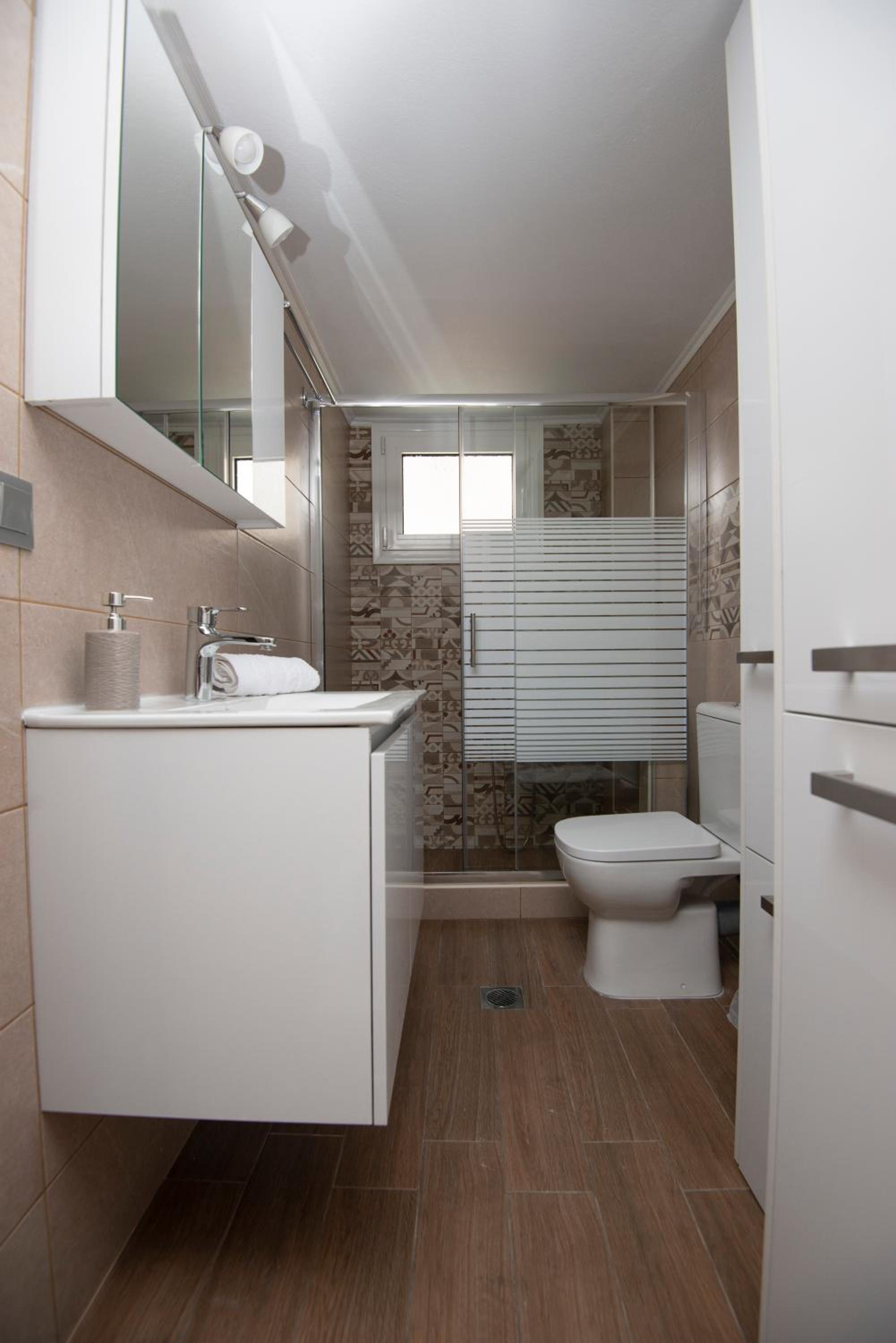 One-Bedroom Apartment - Photo 10