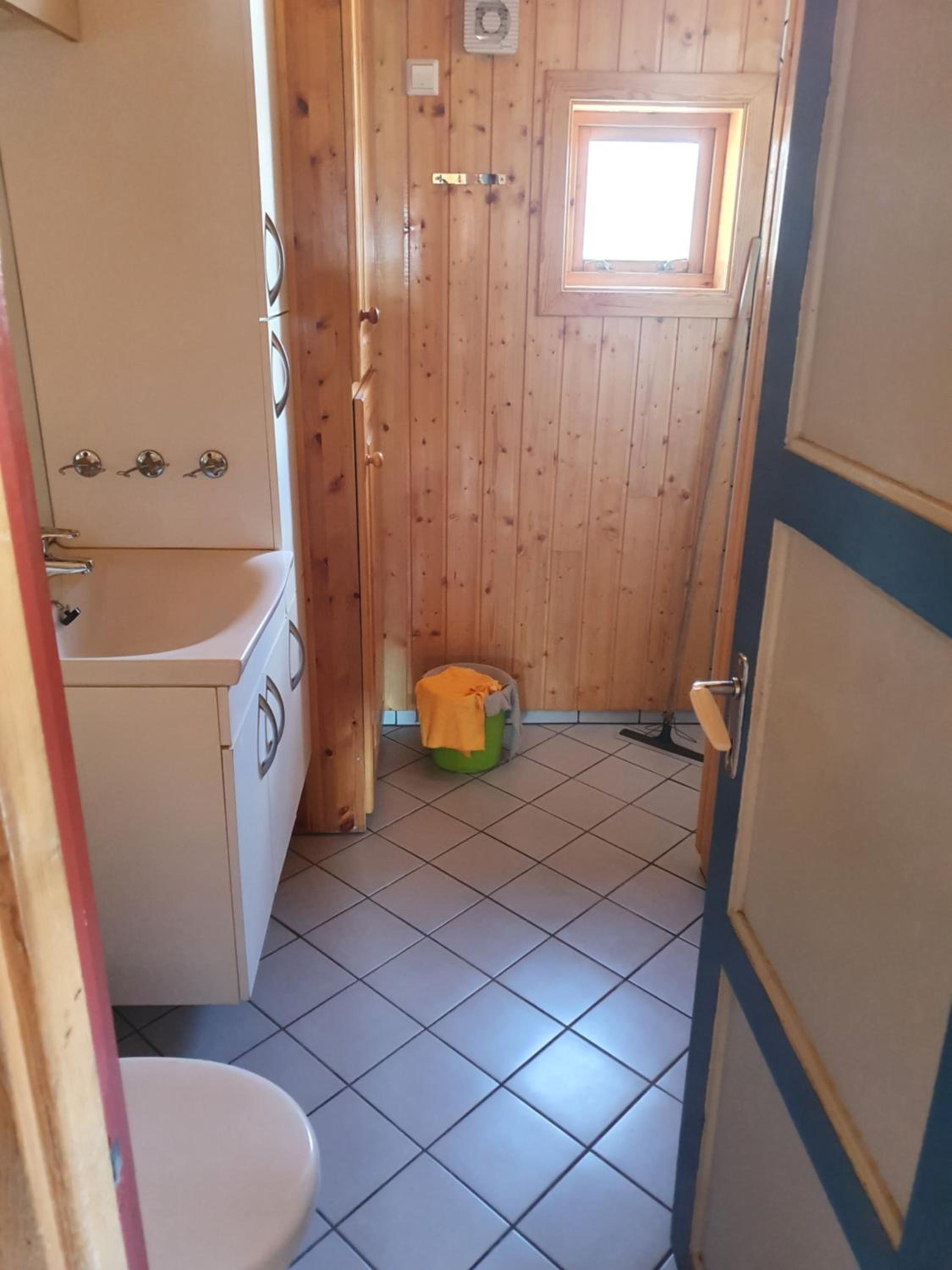 Two-Bedroom House - Photo 3