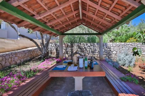Apartment with Terrace photo 3