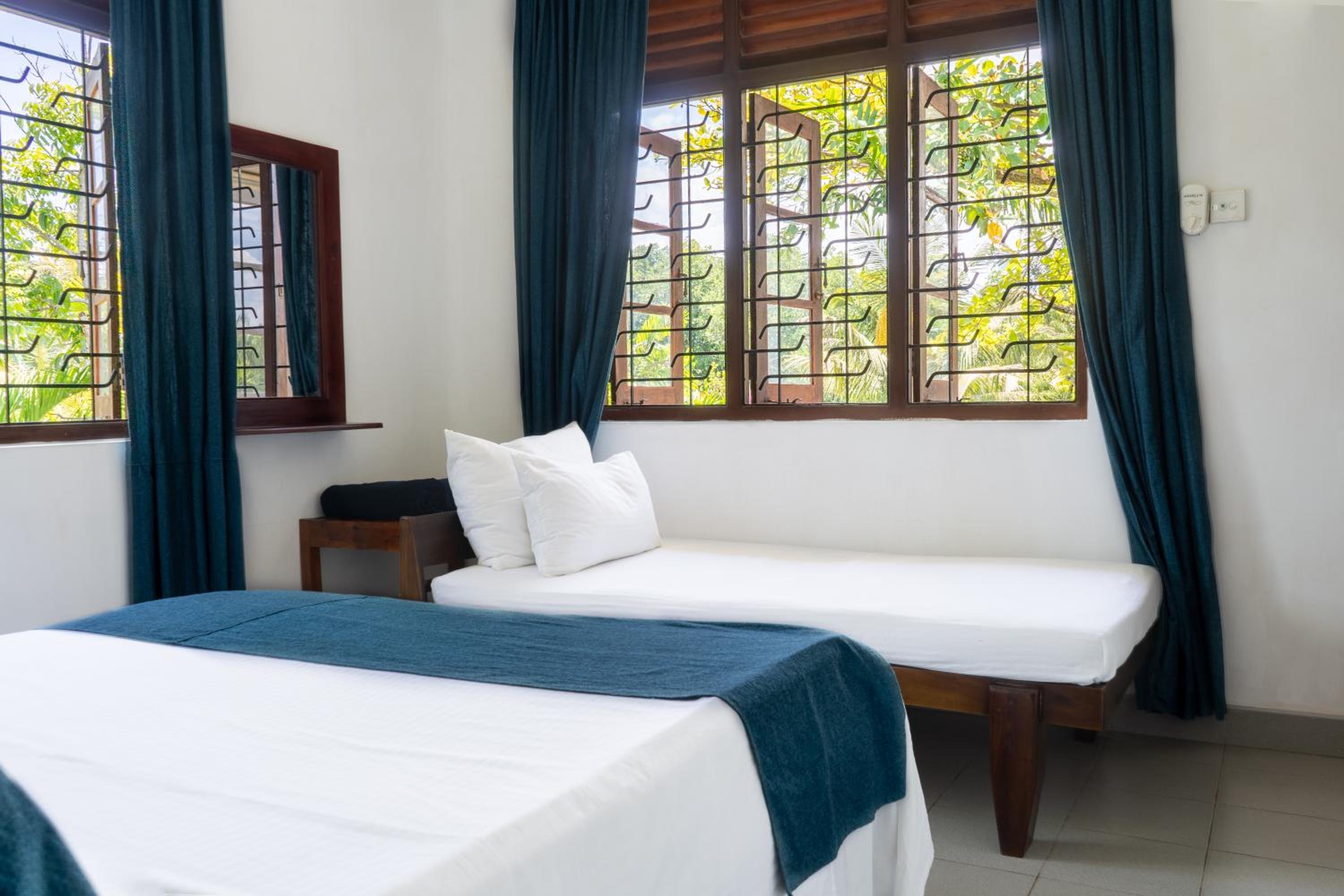 Standard Double or Twin Room with Garden View photo 2