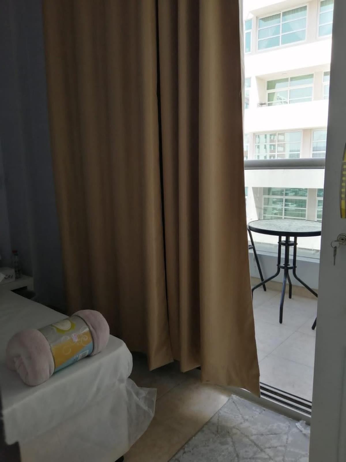 Deluxe Single Room With Balcony photo 2