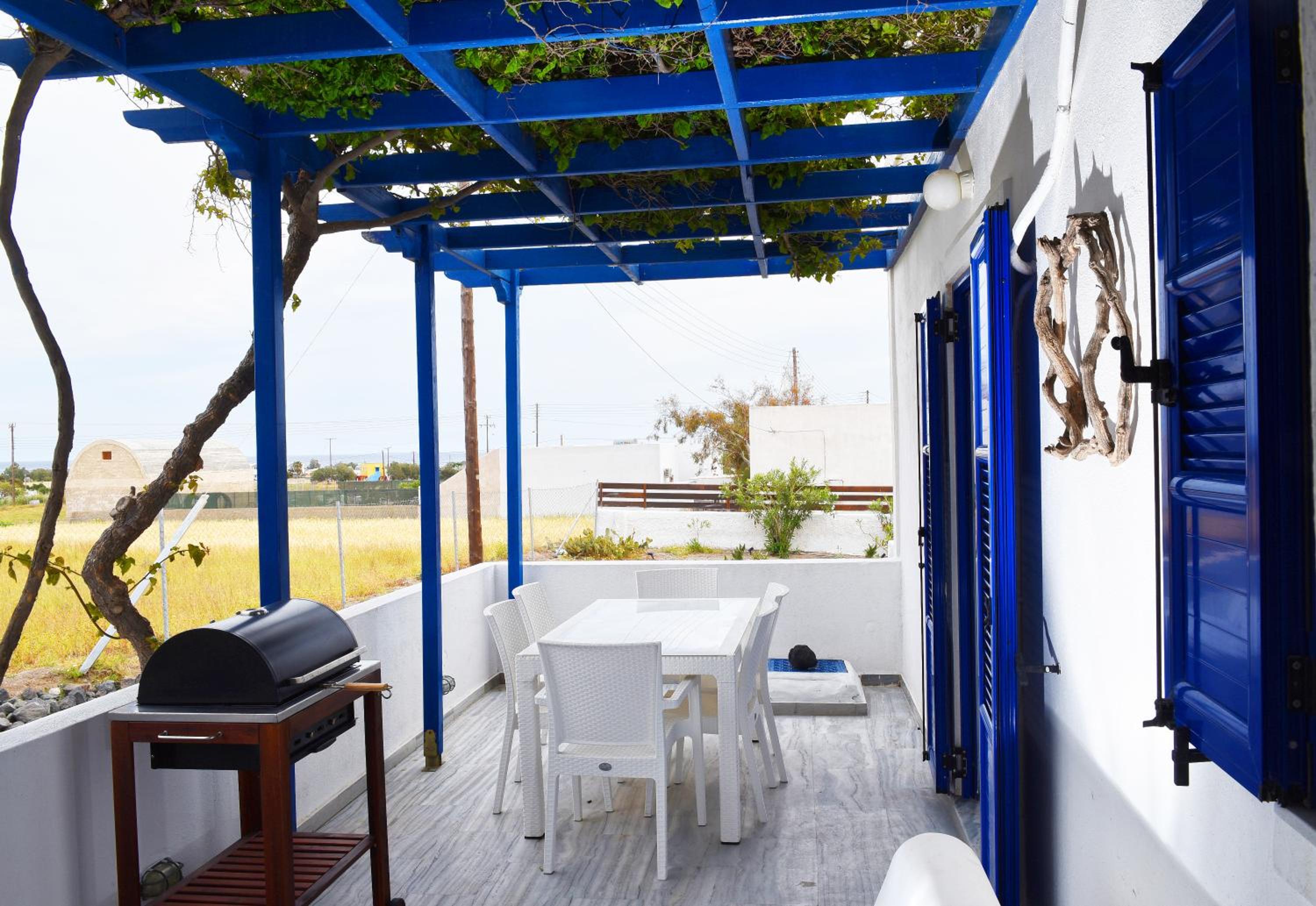Three-Bedroom Villa photo 2