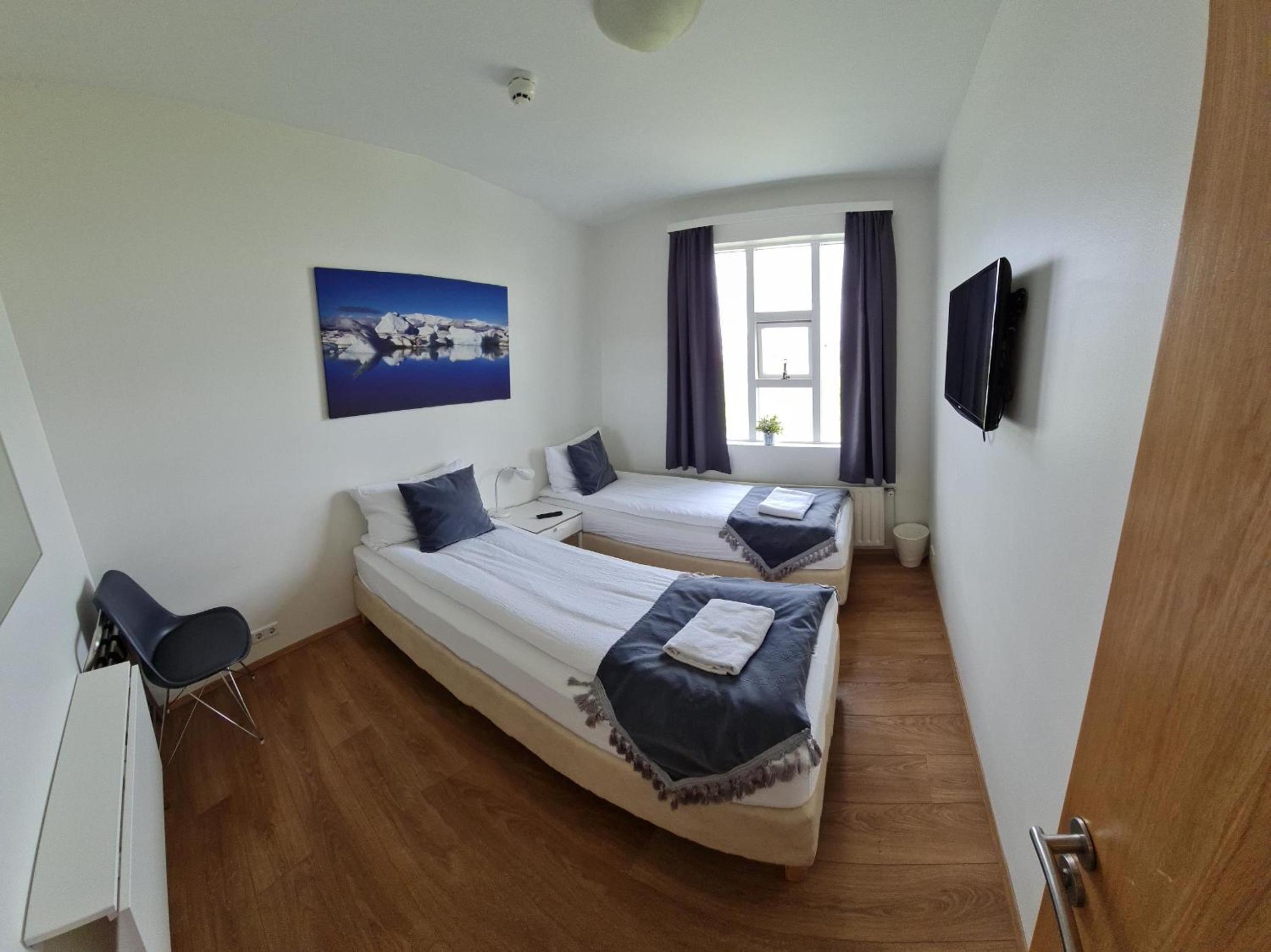Economy Double Room with Shared Bathroom - Annex photo 2