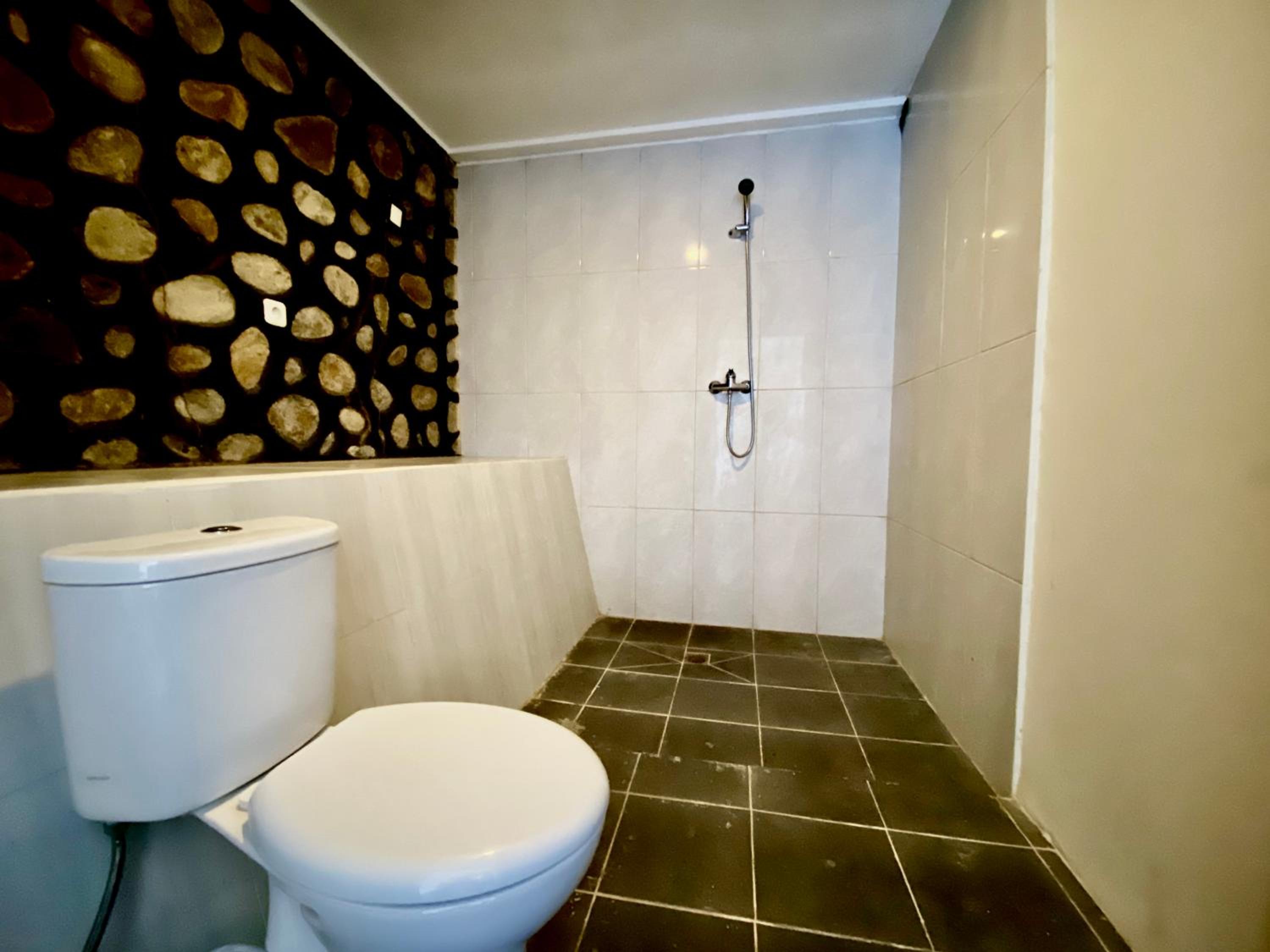Deluxe Double Room - Photo 8