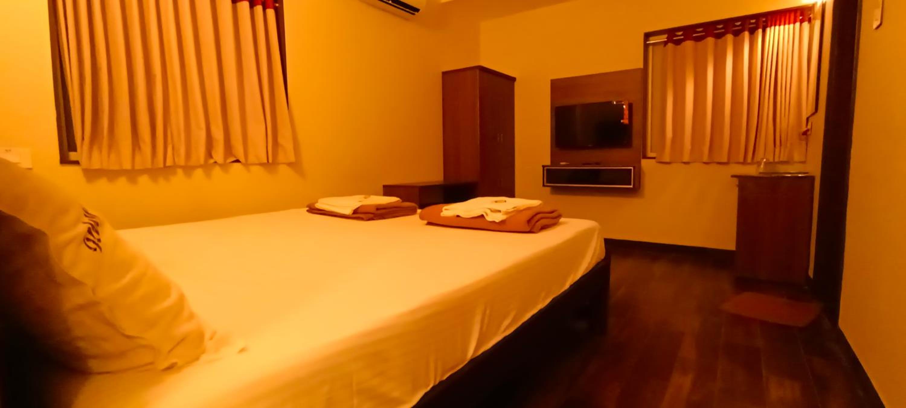 Deluxe Double Room photo 2