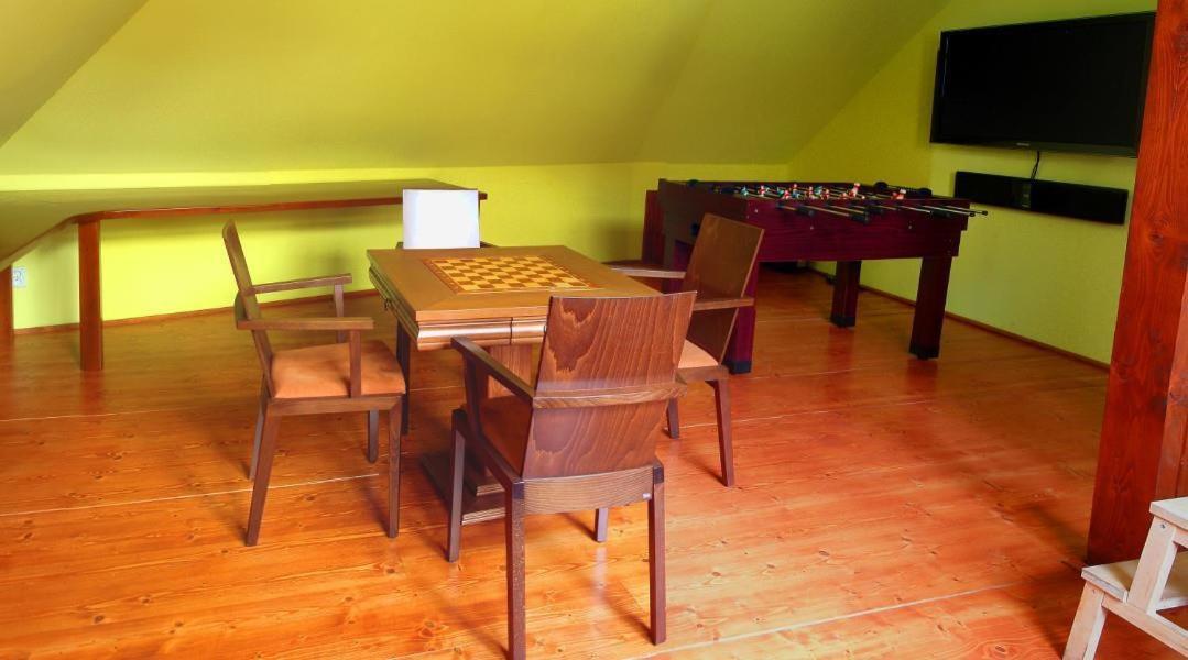 Two-Bedroom House photo 3