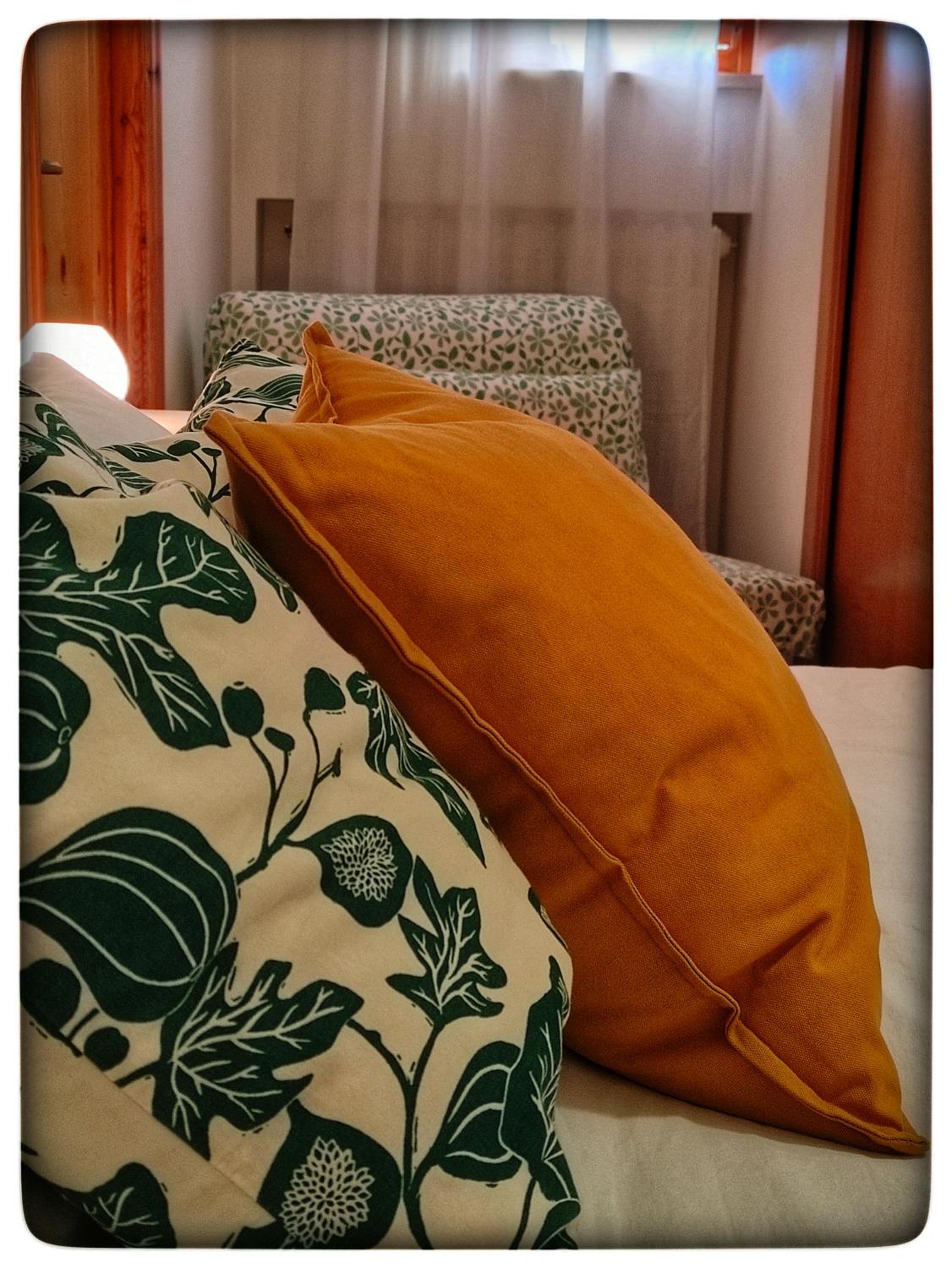 Double Room with Private Bathroom - Photo 9