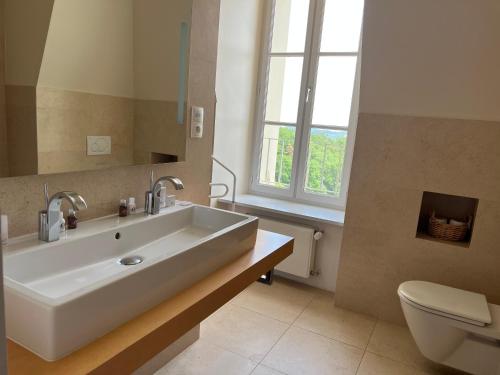 Deluxe Suite with View on forest - Photo 15