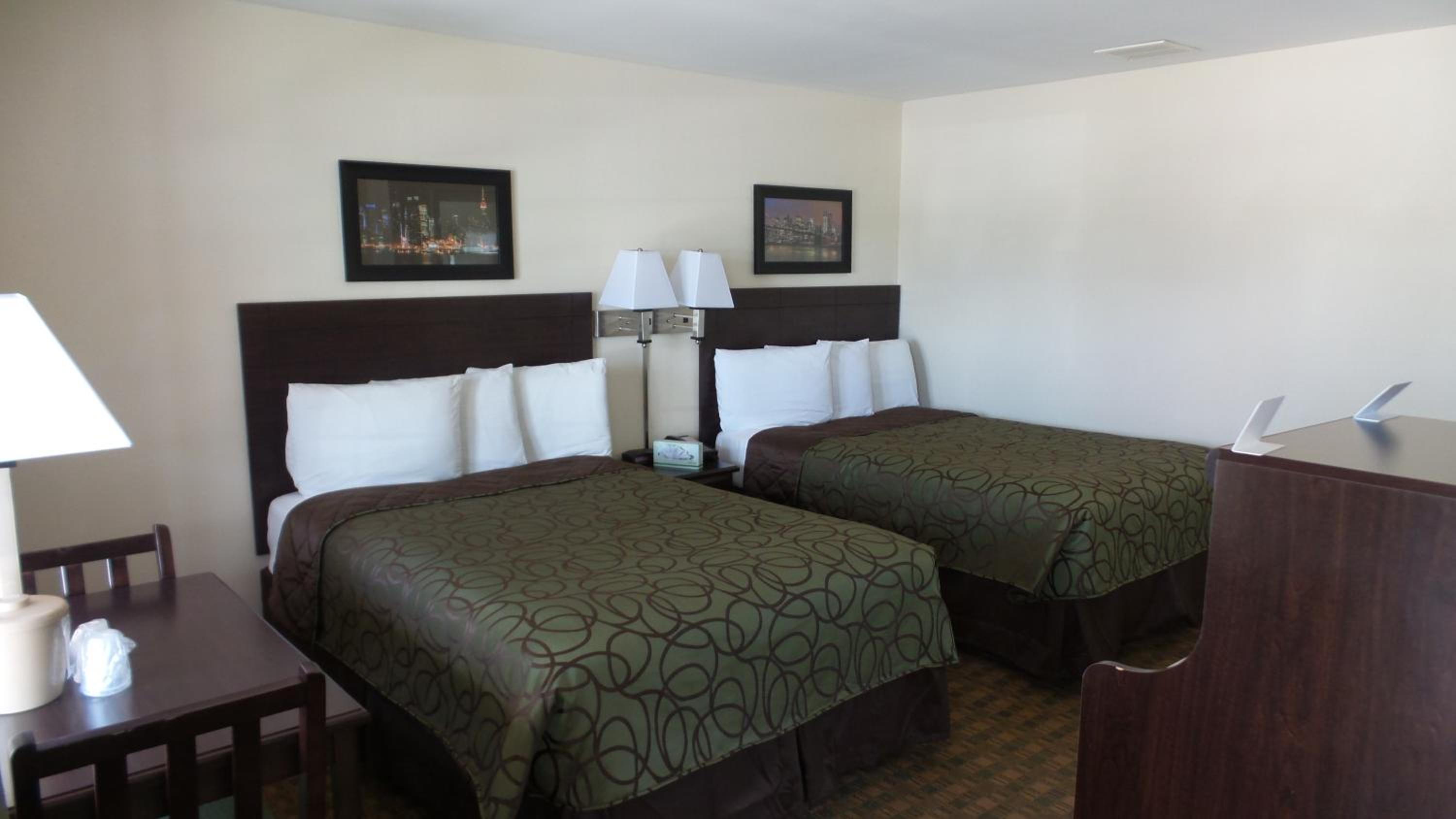 Double Room with Two Double Beds - Photo 4