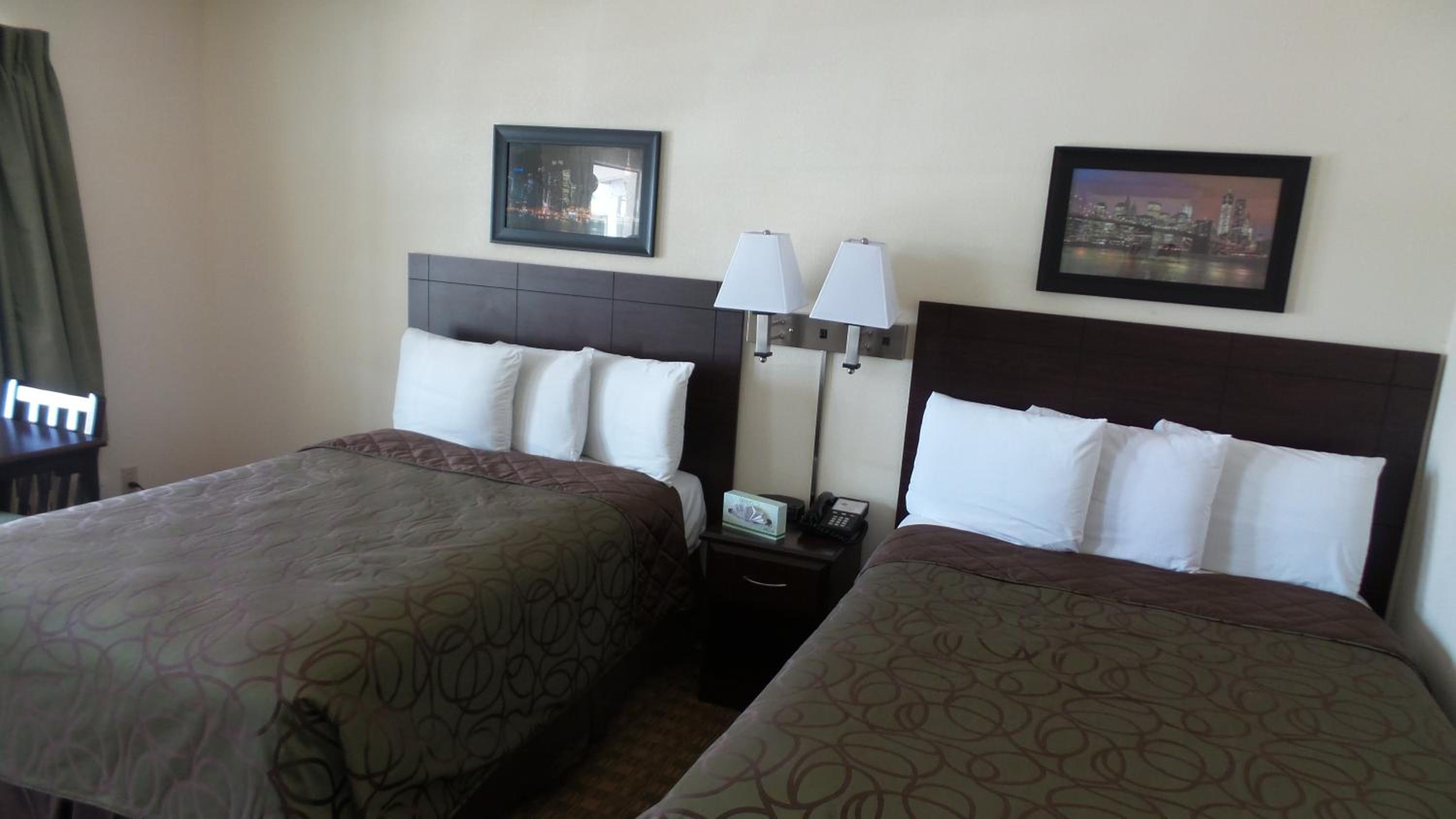 Double Room with Two Double Beds - Photo 5