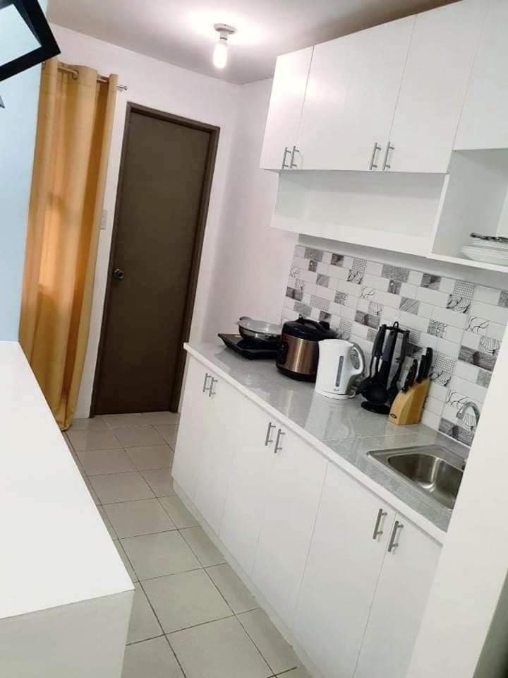 Suite with Balcony - Photo 10