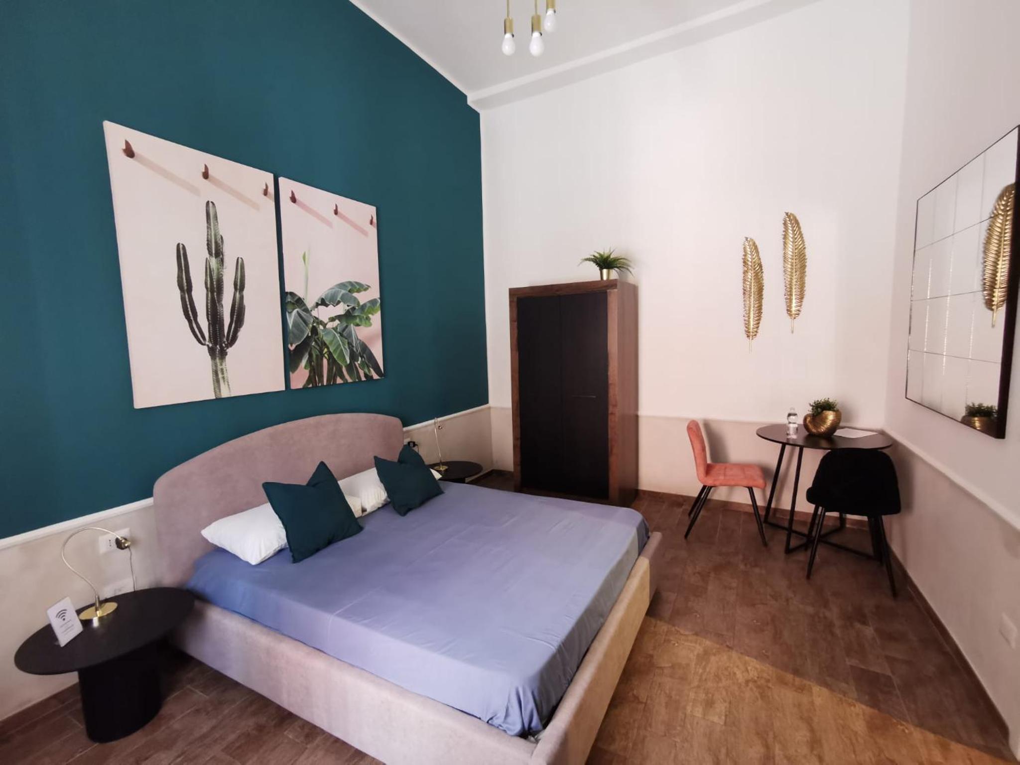 Deluxe Double Room with Shower