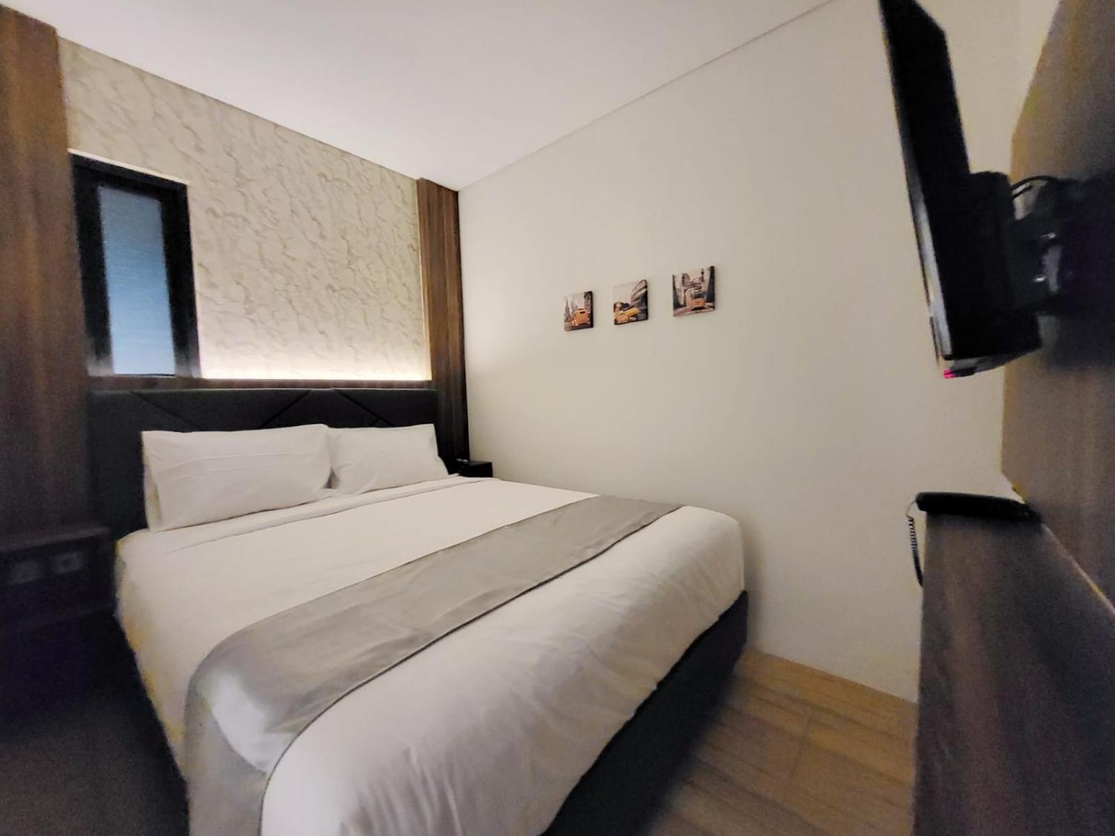 Deluxe Double Room - Photo 2
